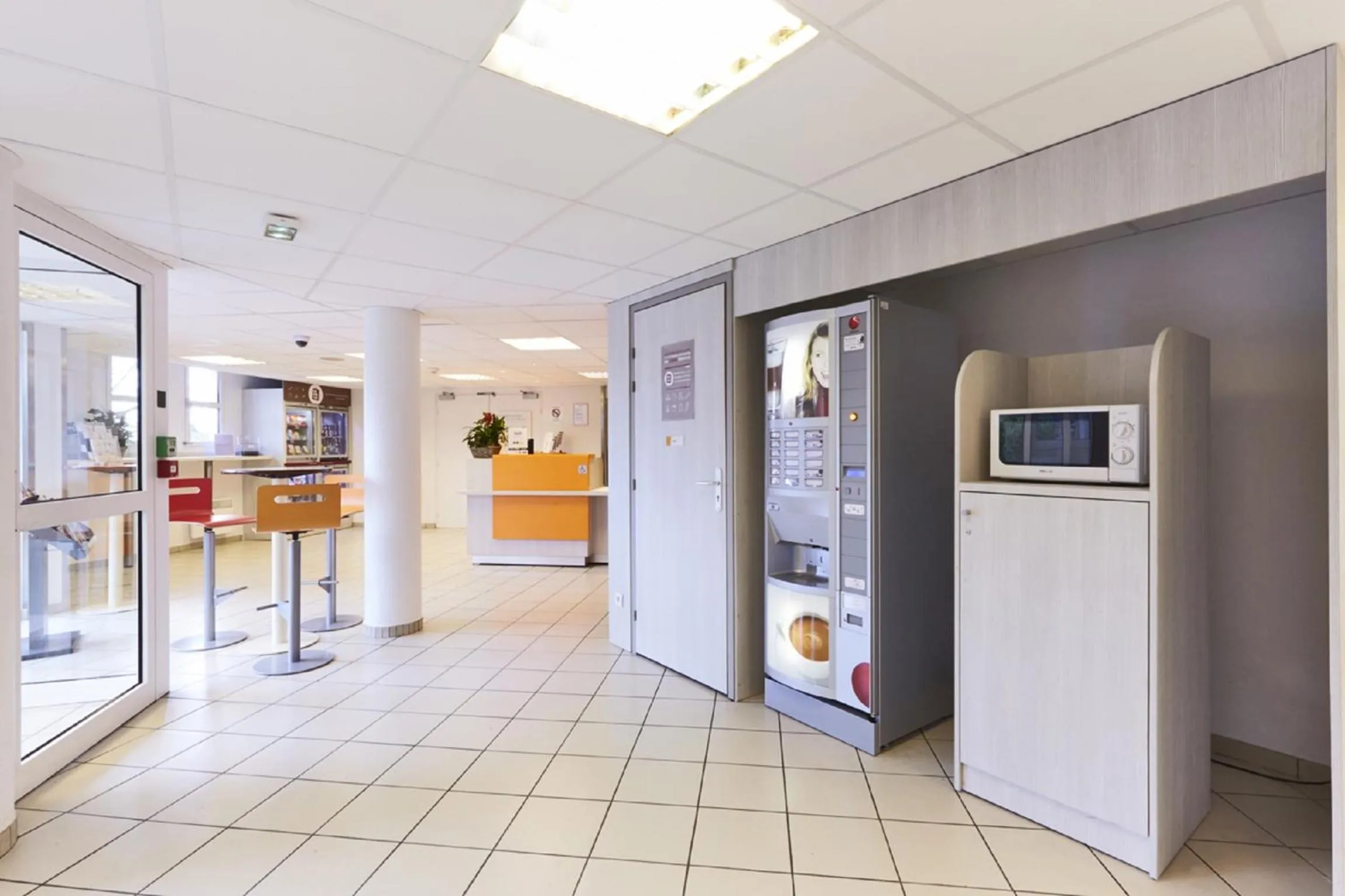 Lobby or reception in Premiere Classe Marne La Vallee - Saint Thibault Des Vignes