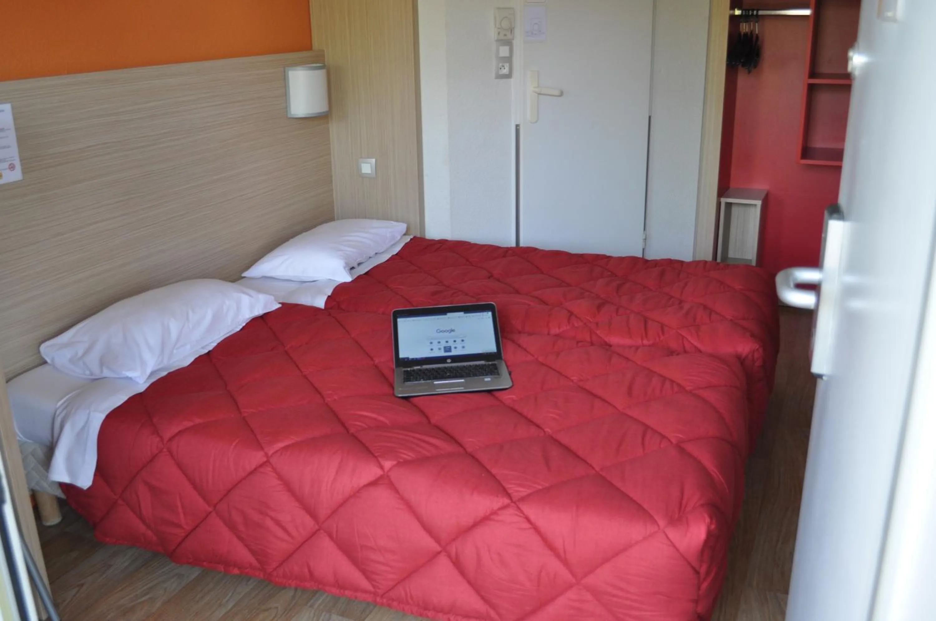 Bedroom, Bed in Première Classe Clermont-Ferrand Aubière