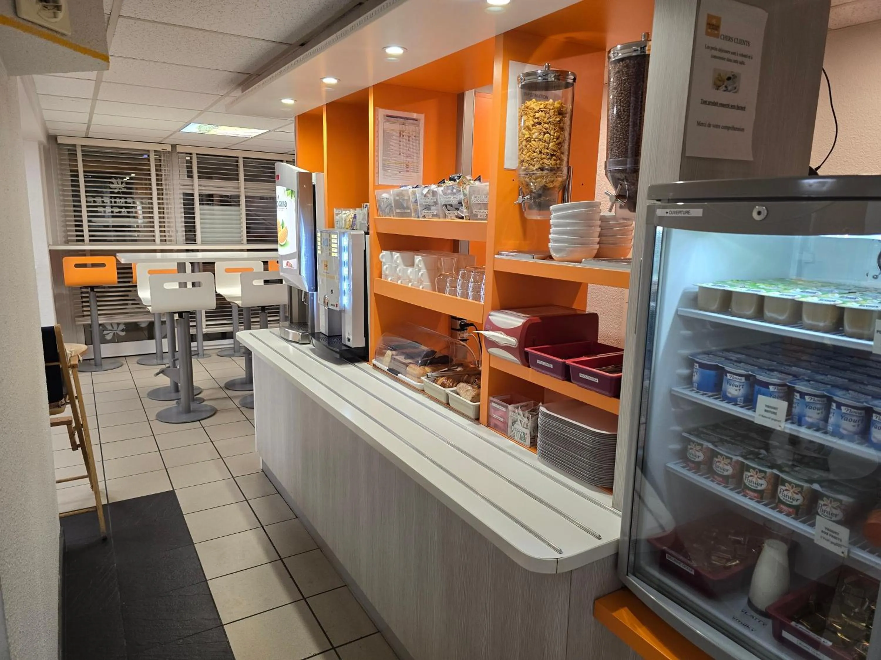 Breakfast in Première Classe Clermont-Ferrand Aubière