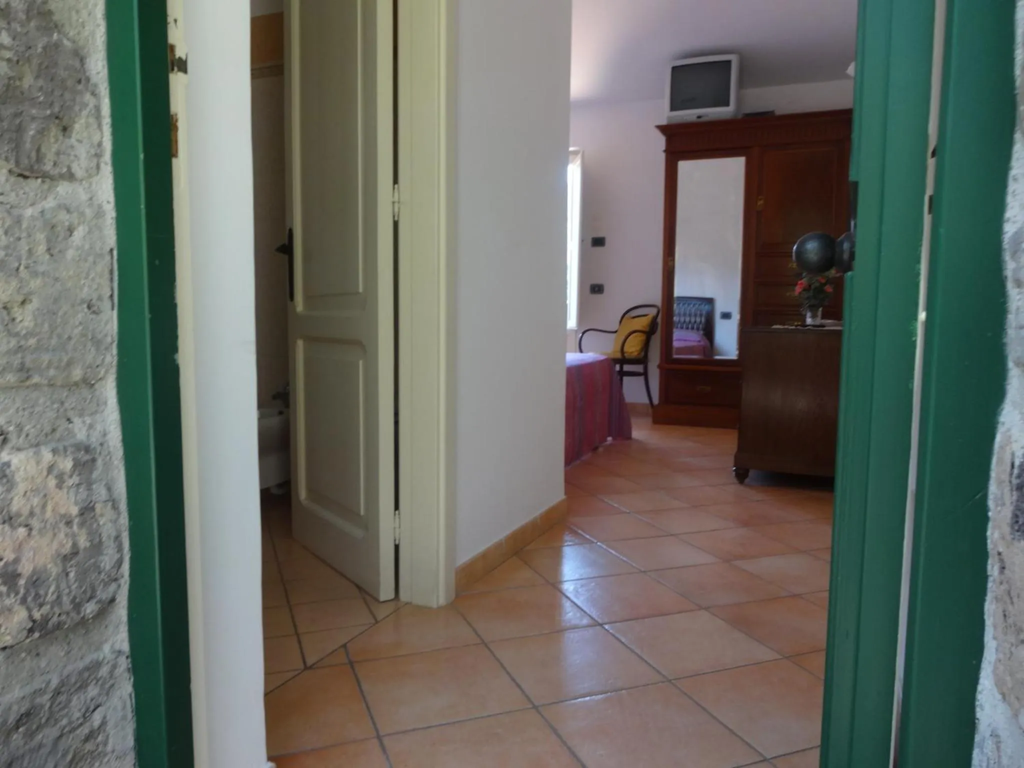 Decorative detail in Agriturismo La Lobra