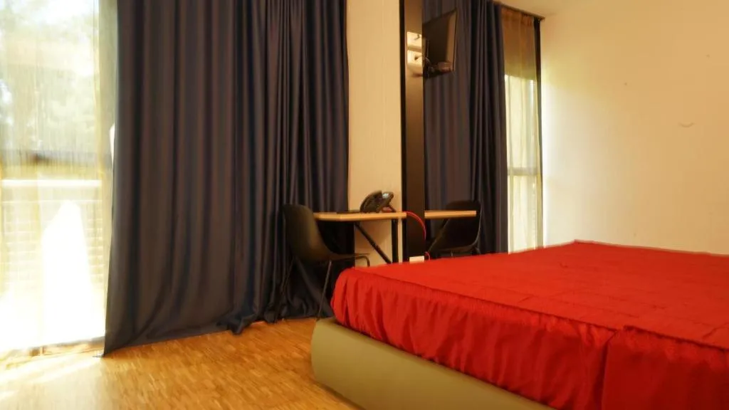Bed in Valmarana Morosini Hotel