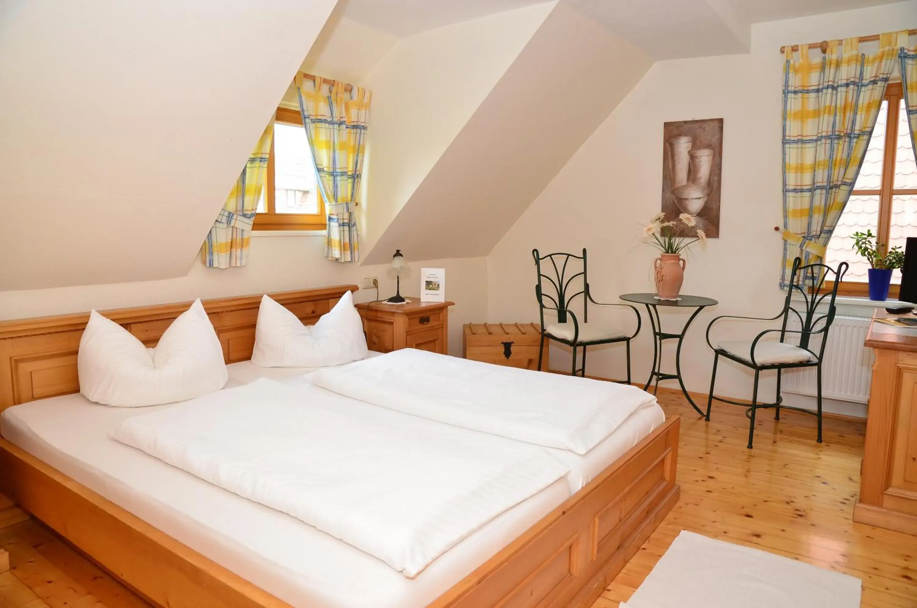 Comfort Double Room in Landhotel Gemeindeschänke Comfort Double Room in Landhotel Gemeindeschänke