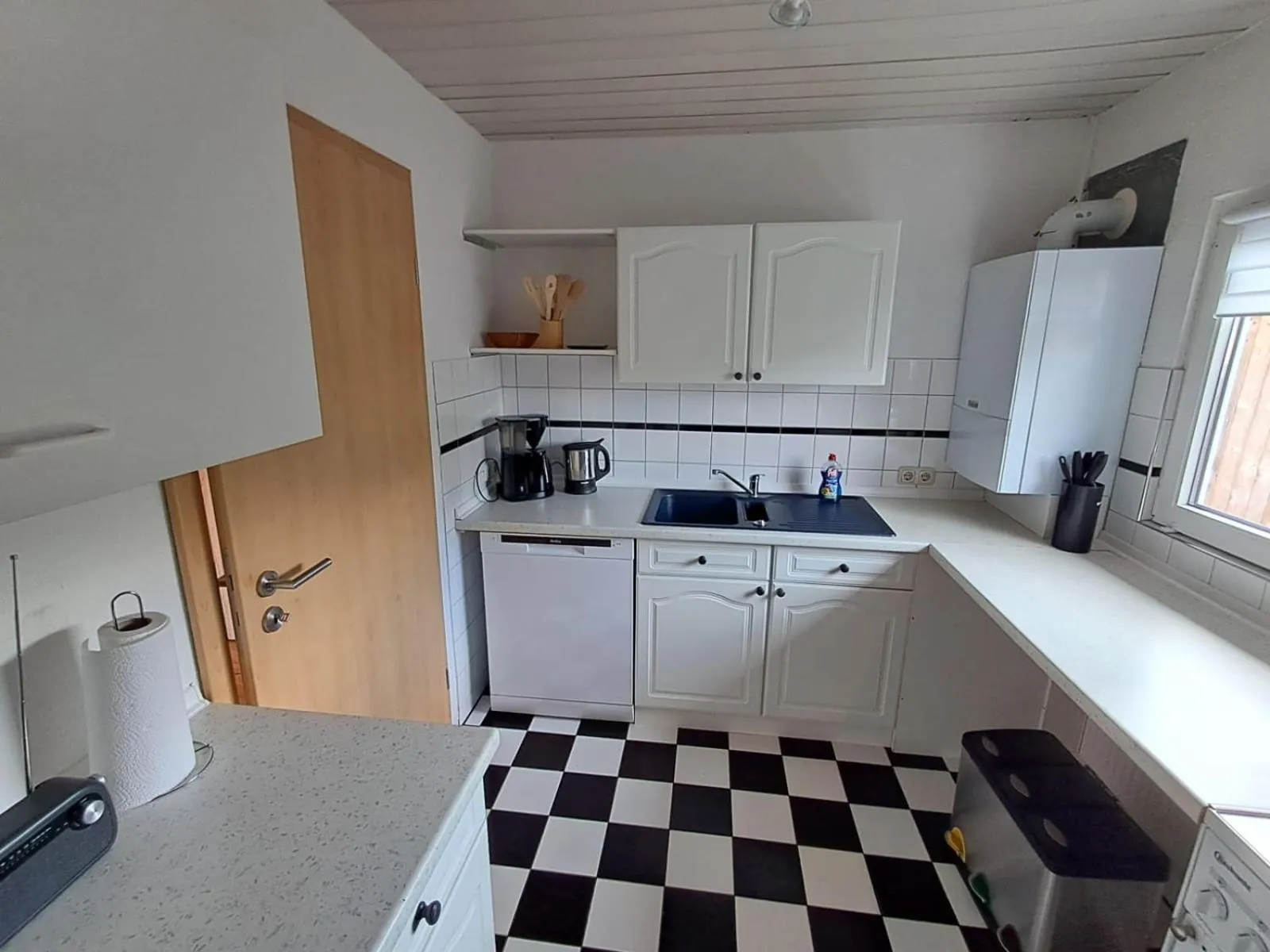 Kitchen or kitchenette in Landhotel Gemeindeschänke