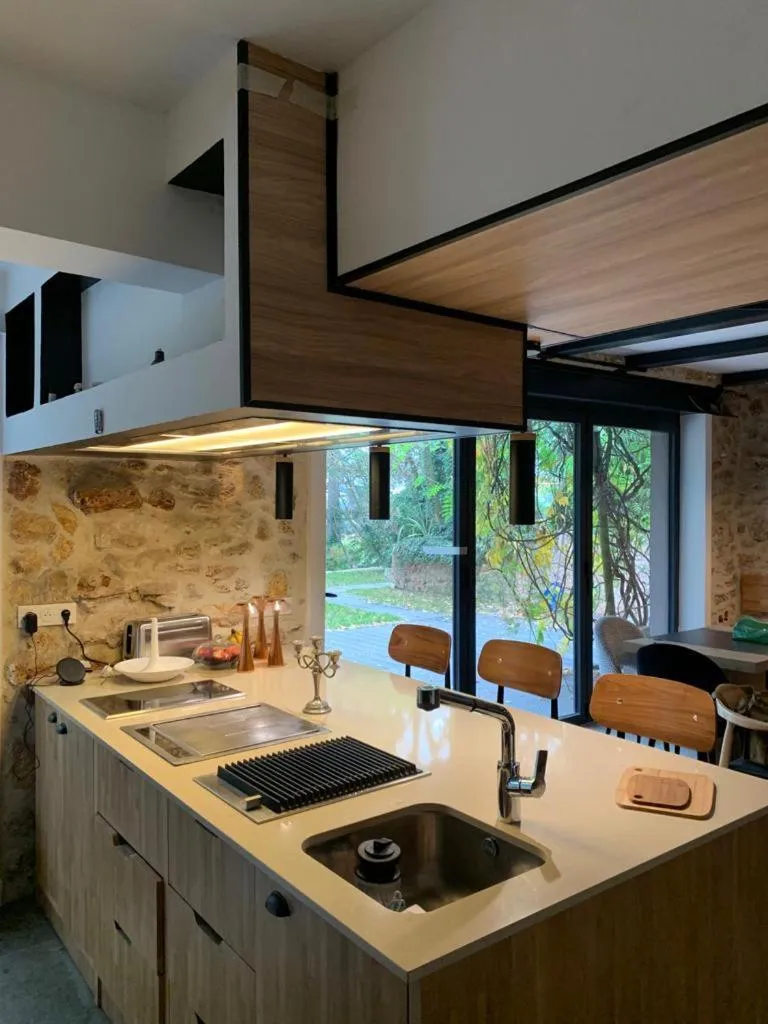 Kitchen or kitchenette in LA MAISON DE ROBINSON
