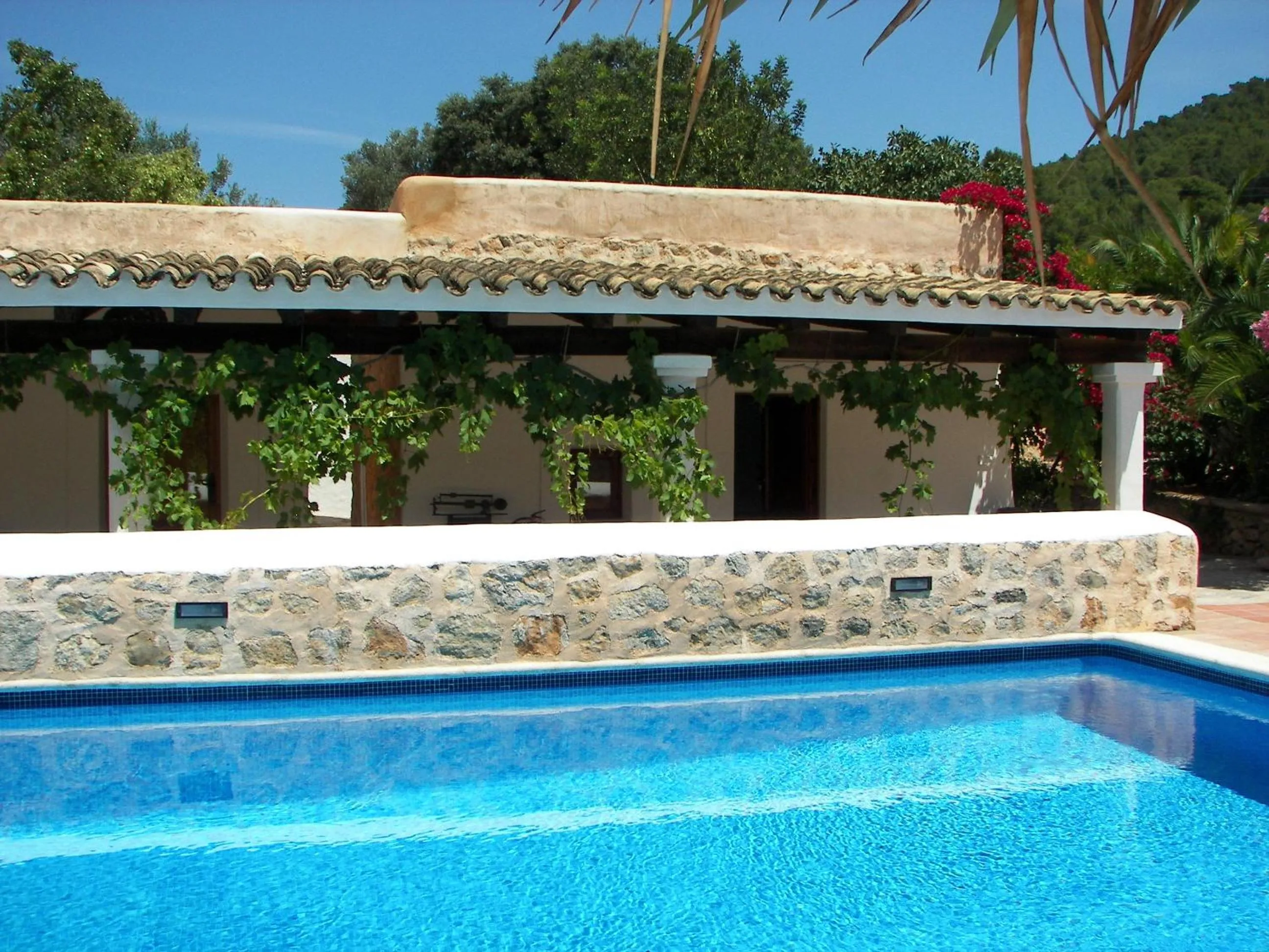 Facade/entrance in Agroturismo Can Pere Sord