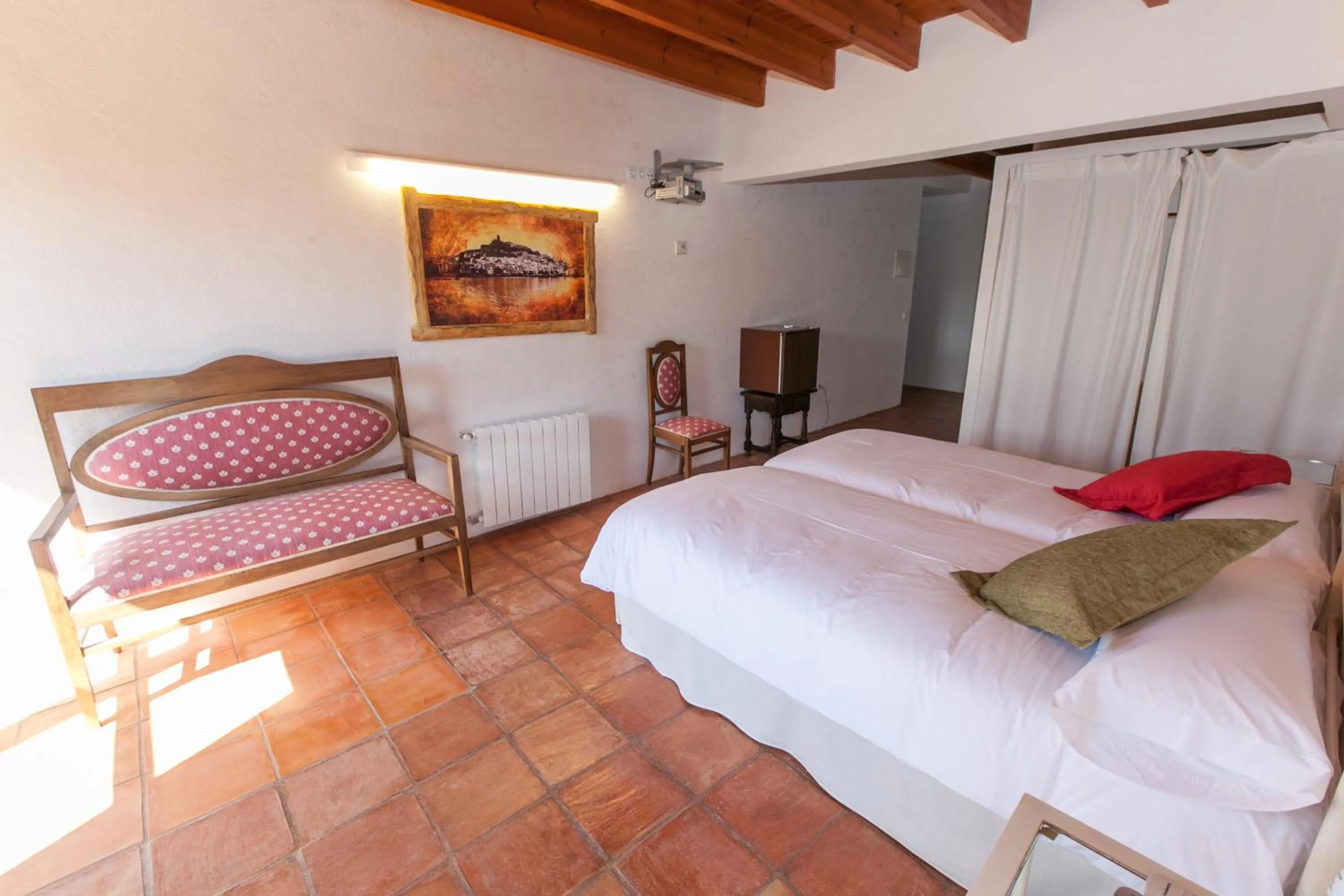 Photo of the whole room, Bed in Agroturismo Can Pere Sord