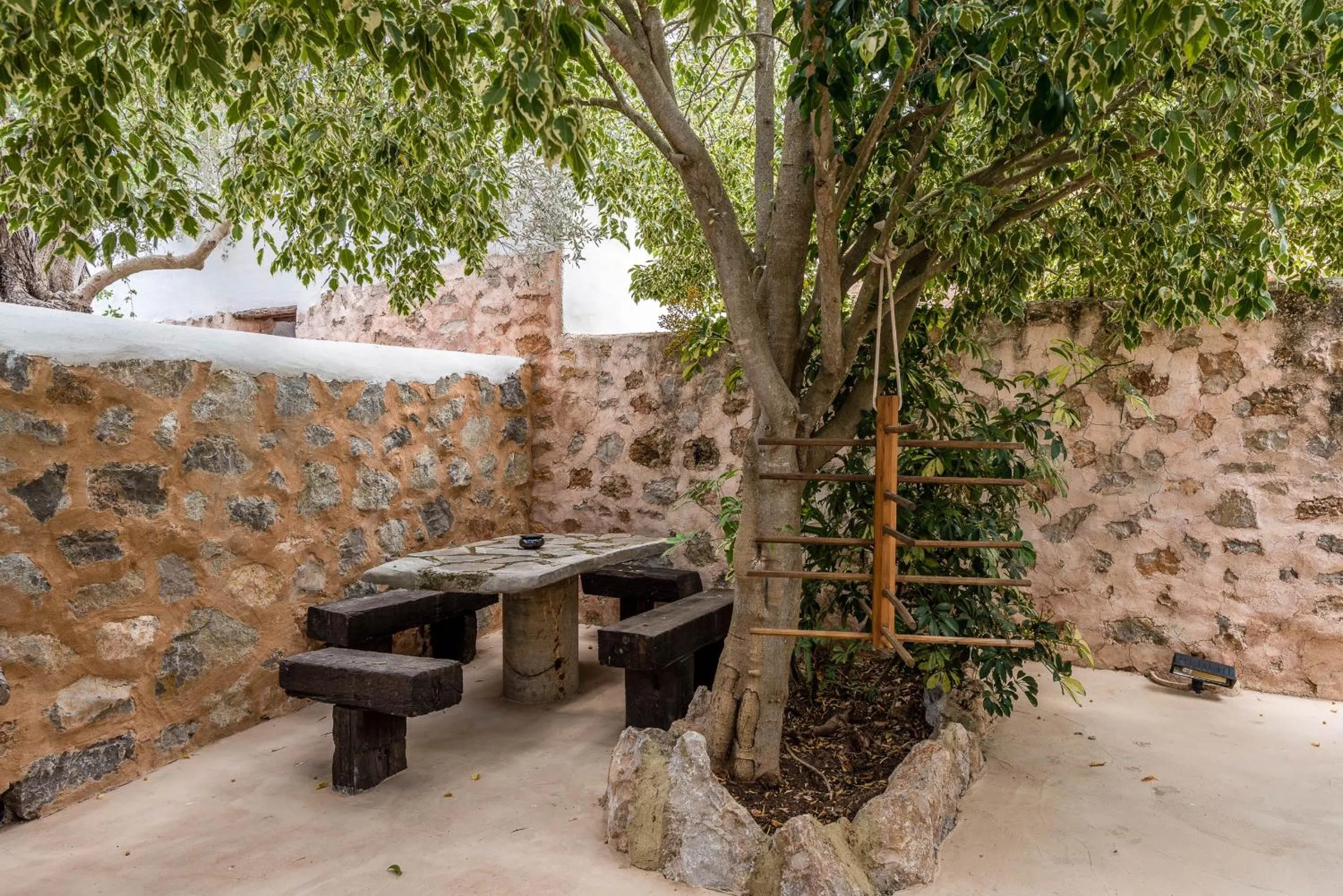 Patio in Agroturismo Can Pere Sord