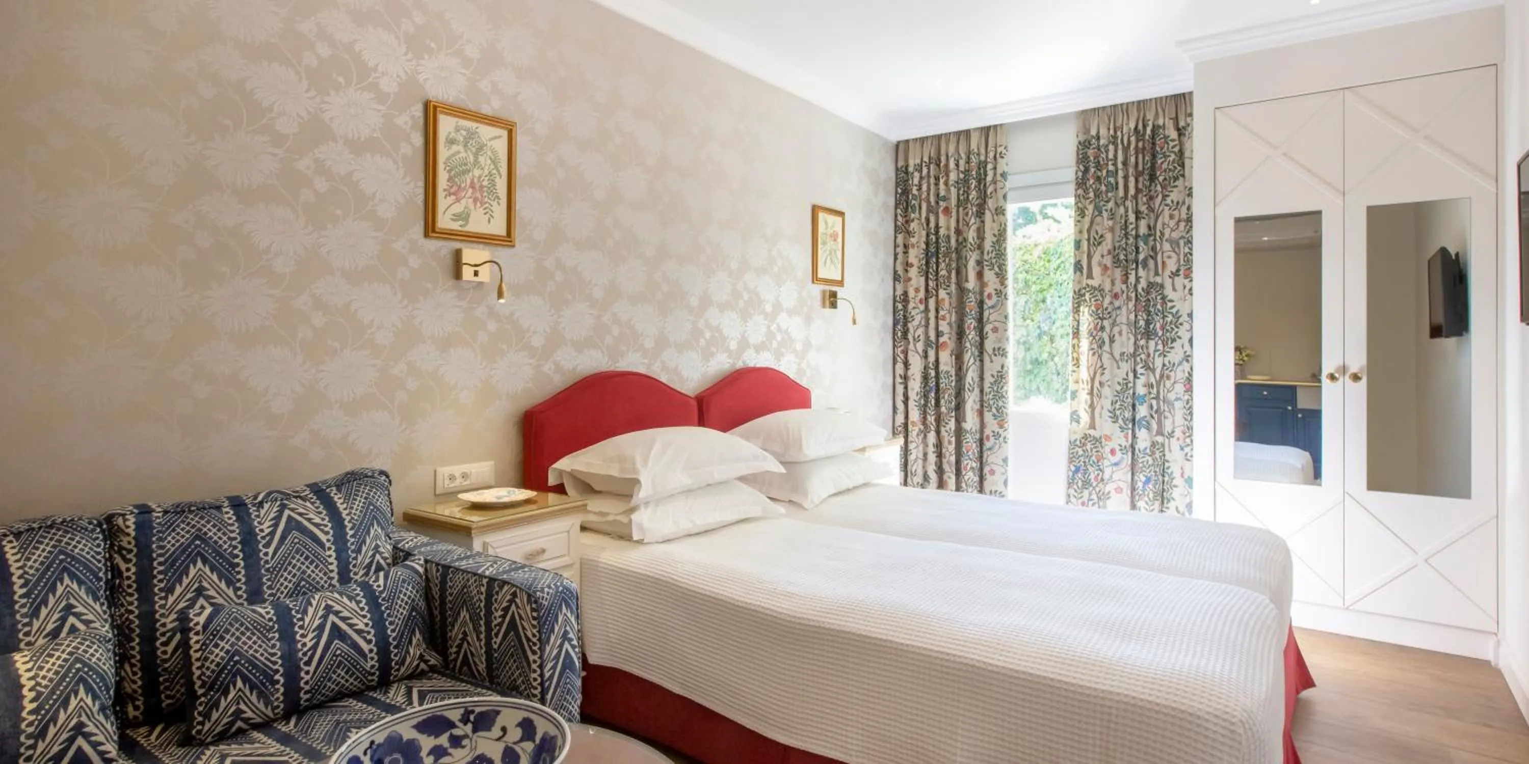 Photo of the whole room, Bed in Kouneni Apartments