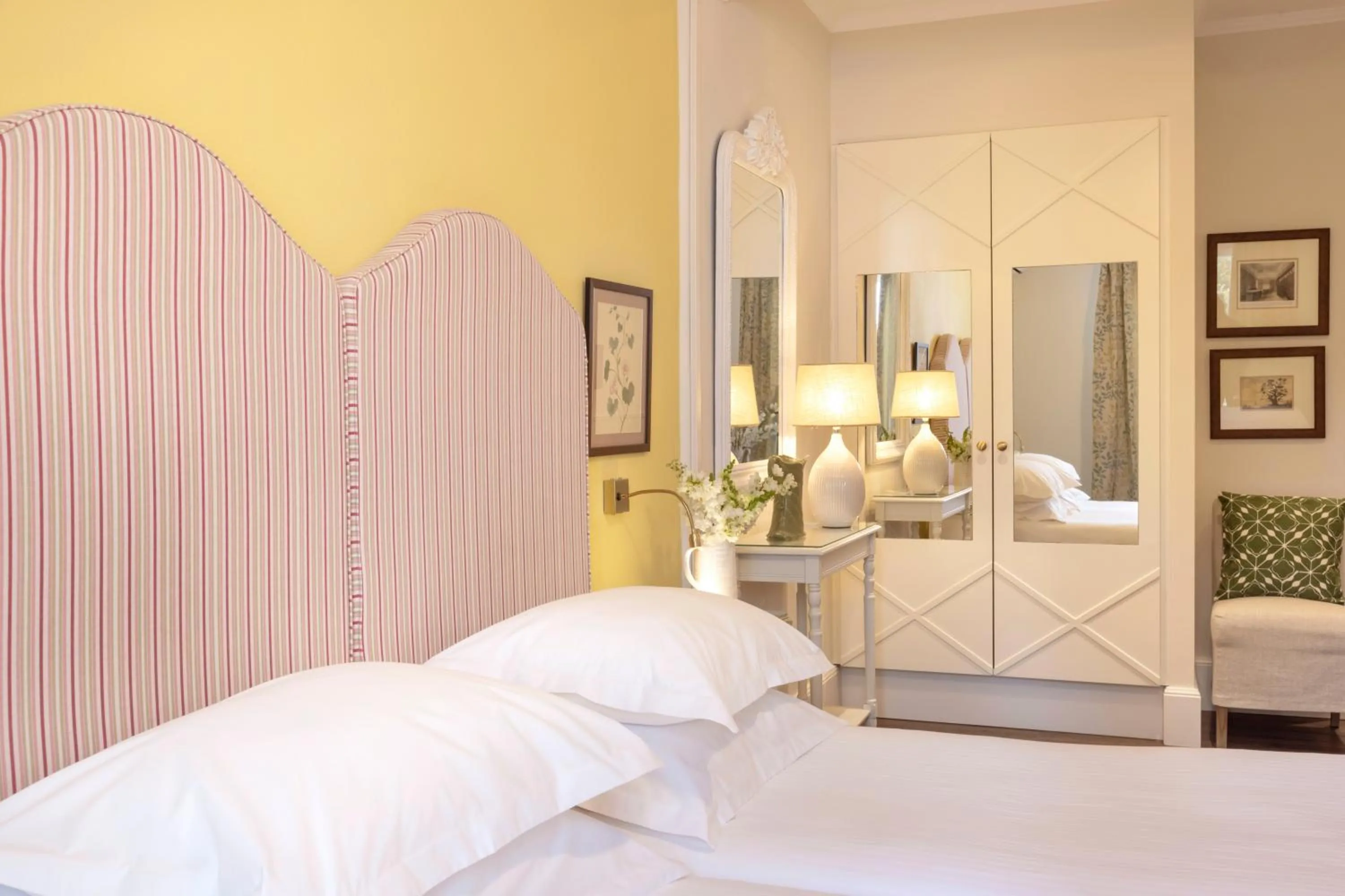 Photo of the whole room, Bed in Kouneni Apartments