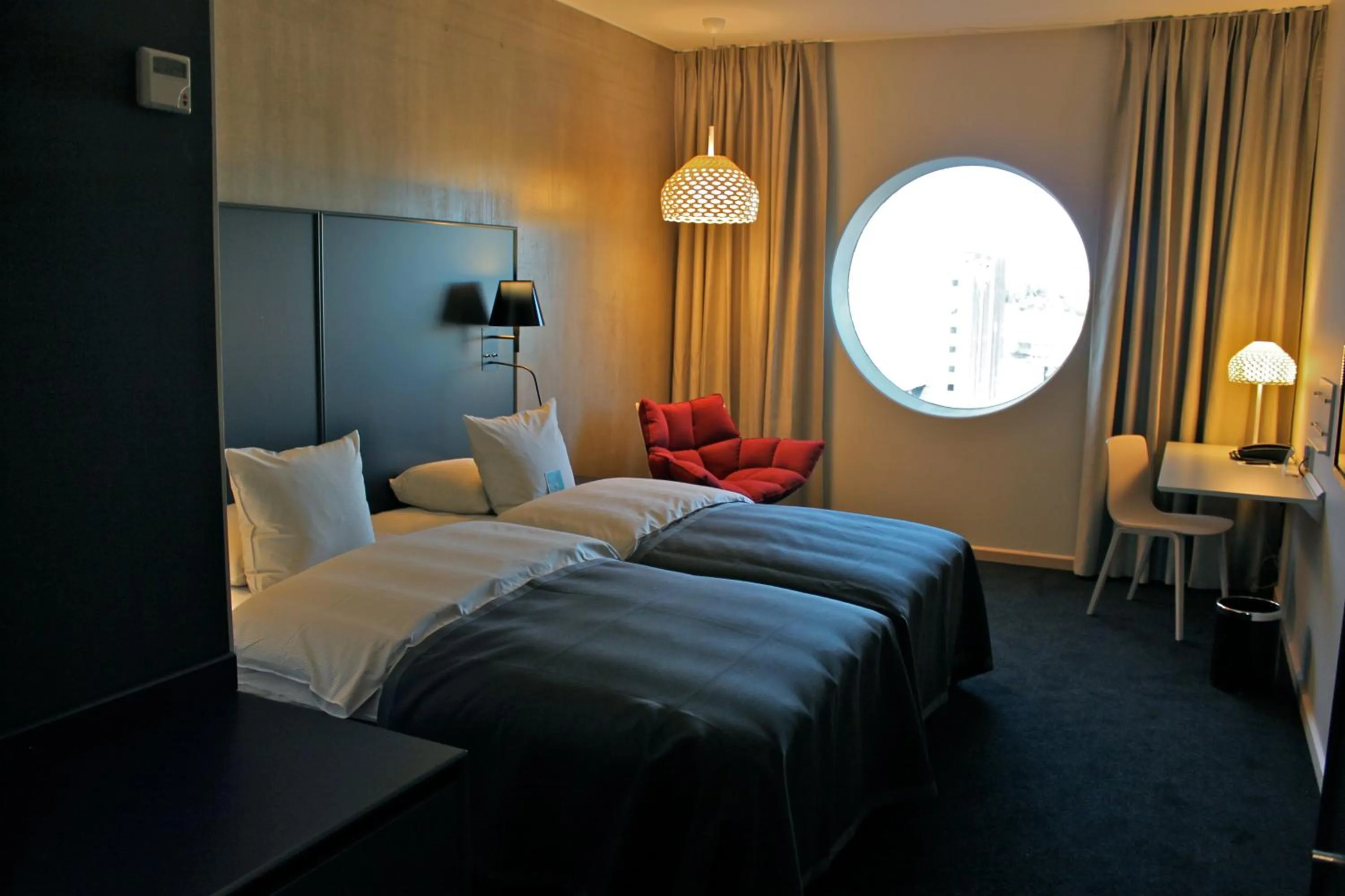 Photo of the whole room, Bed in Quality Hotel Strawberry Arena