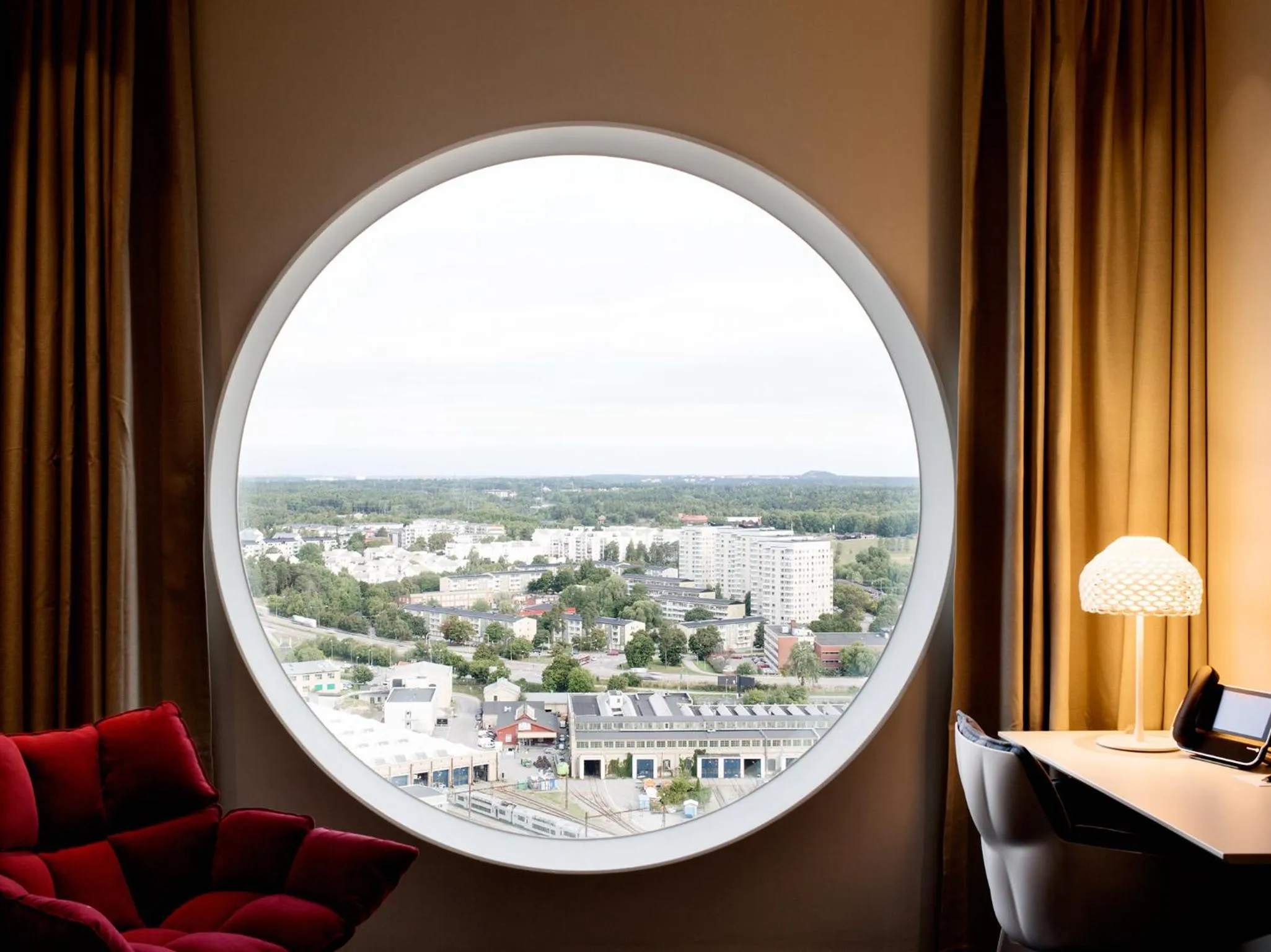 Seating area in Quality Hotel Strawberry Arena