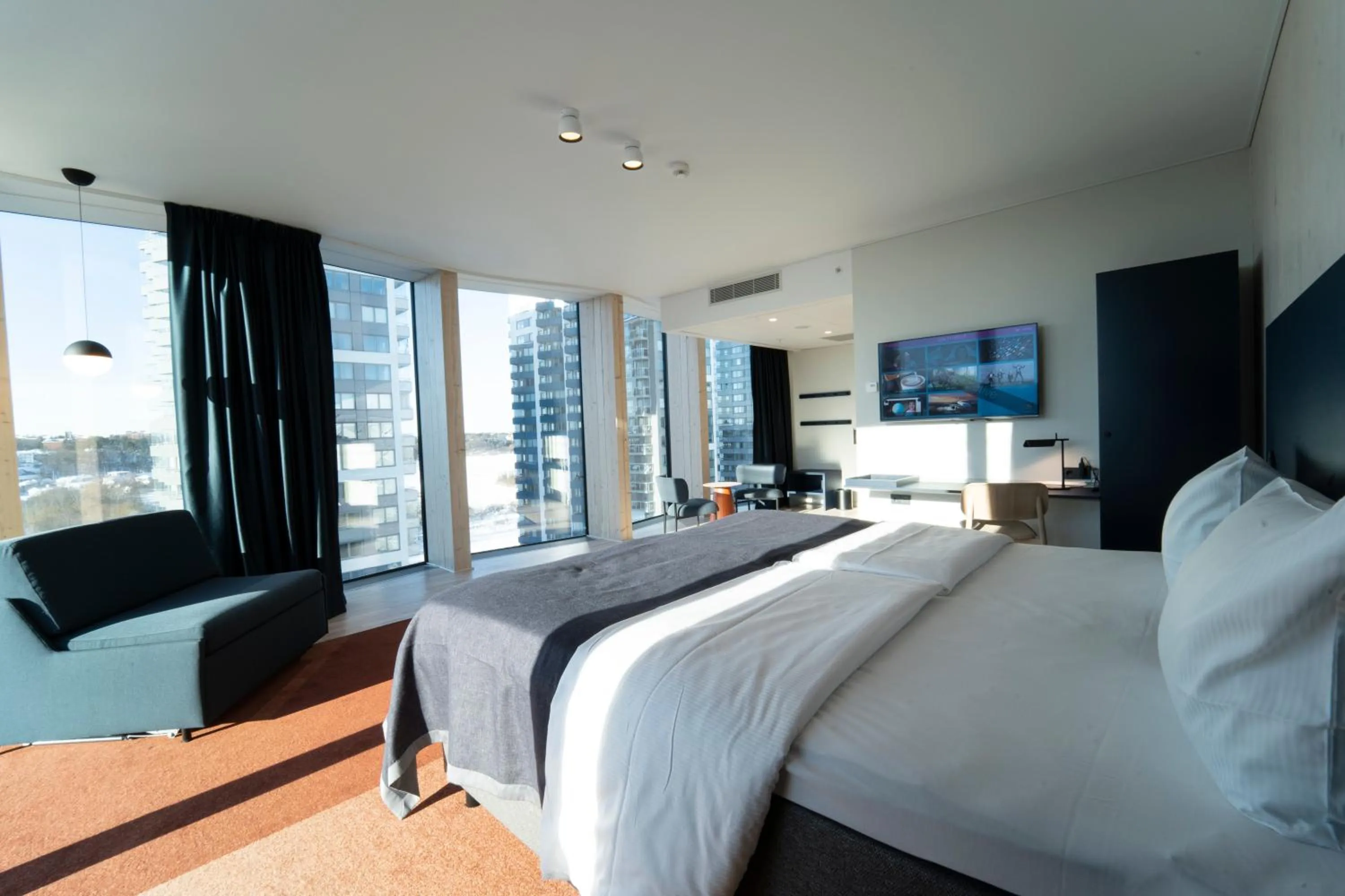 Photo of the whole room, Bed in Quality Hotel Strawberry Arena