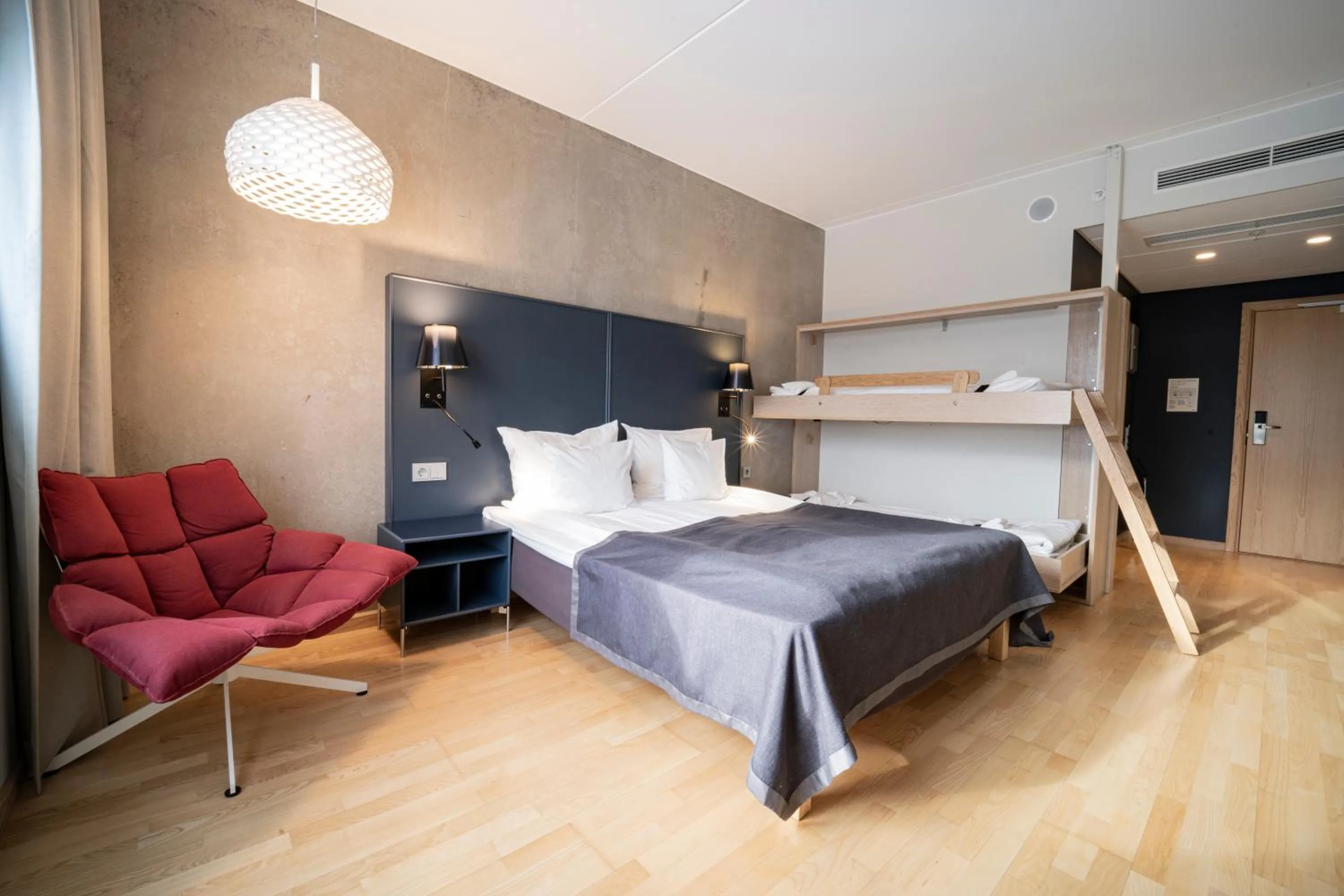 Bed in Quality Hotel Strawberry Arena