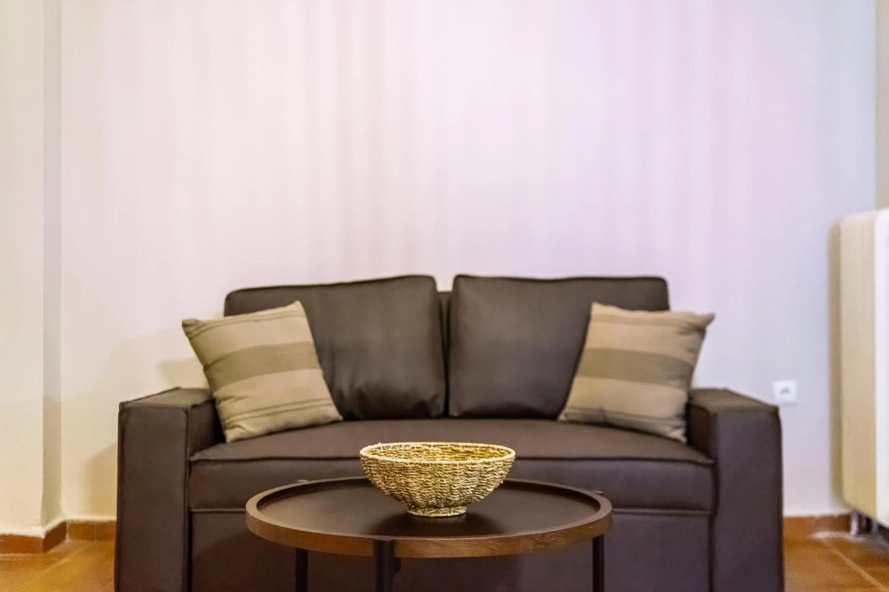 Living room in GK Niki by GK Properties