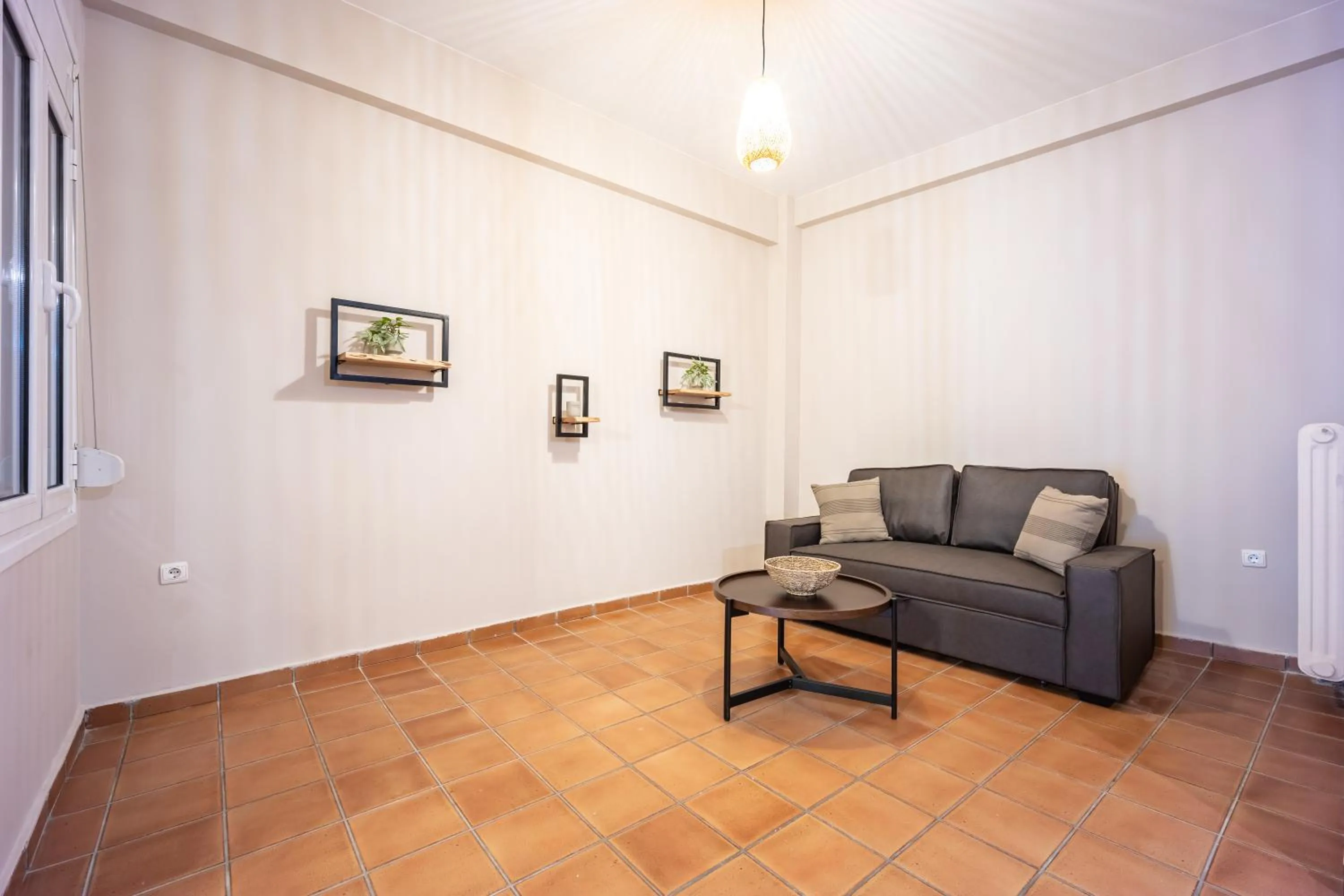 Living room in GK Niki by GK Properties