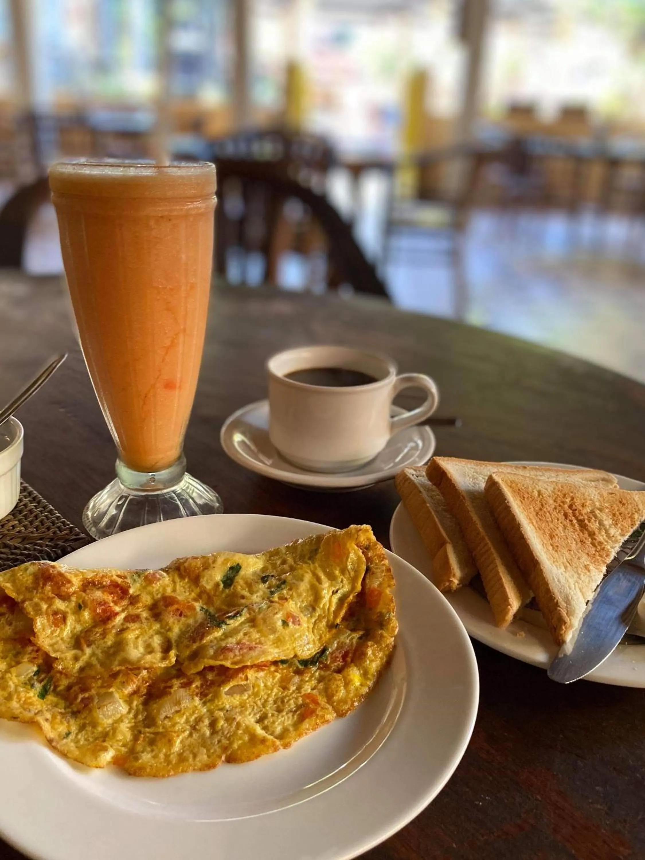 Breakfast in Puri Bebengan Bungalows