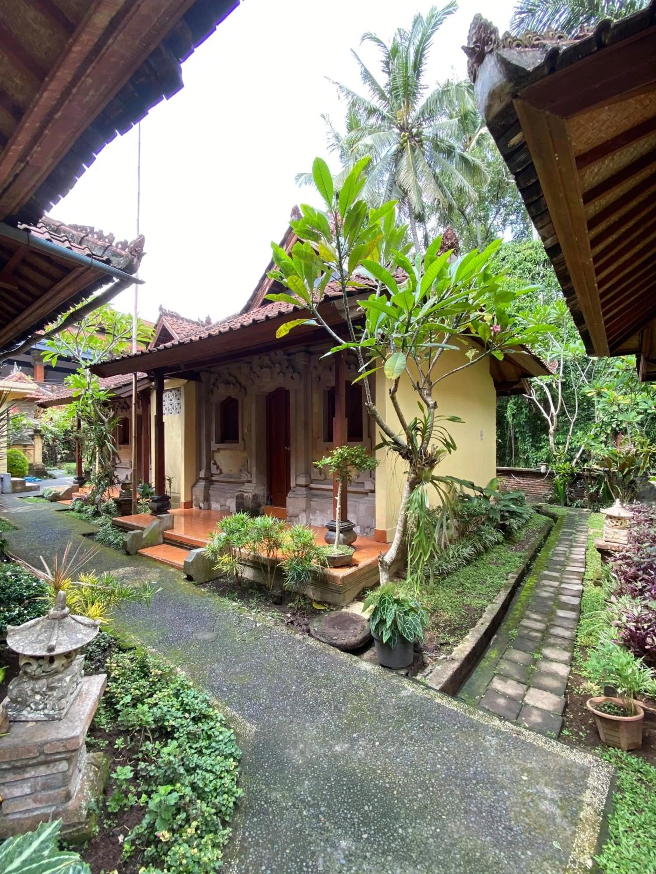 Property building in Puri Bebengan Bungalows