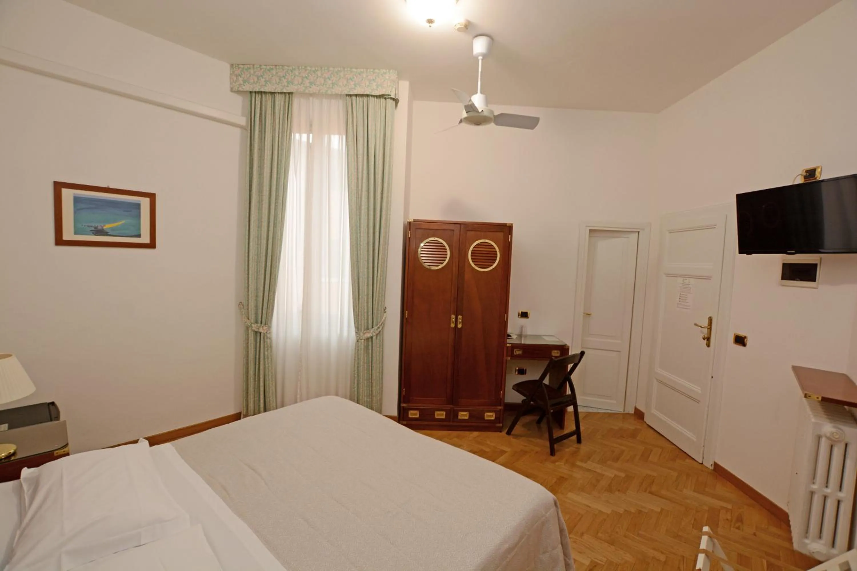 Bed in Albergo Italia