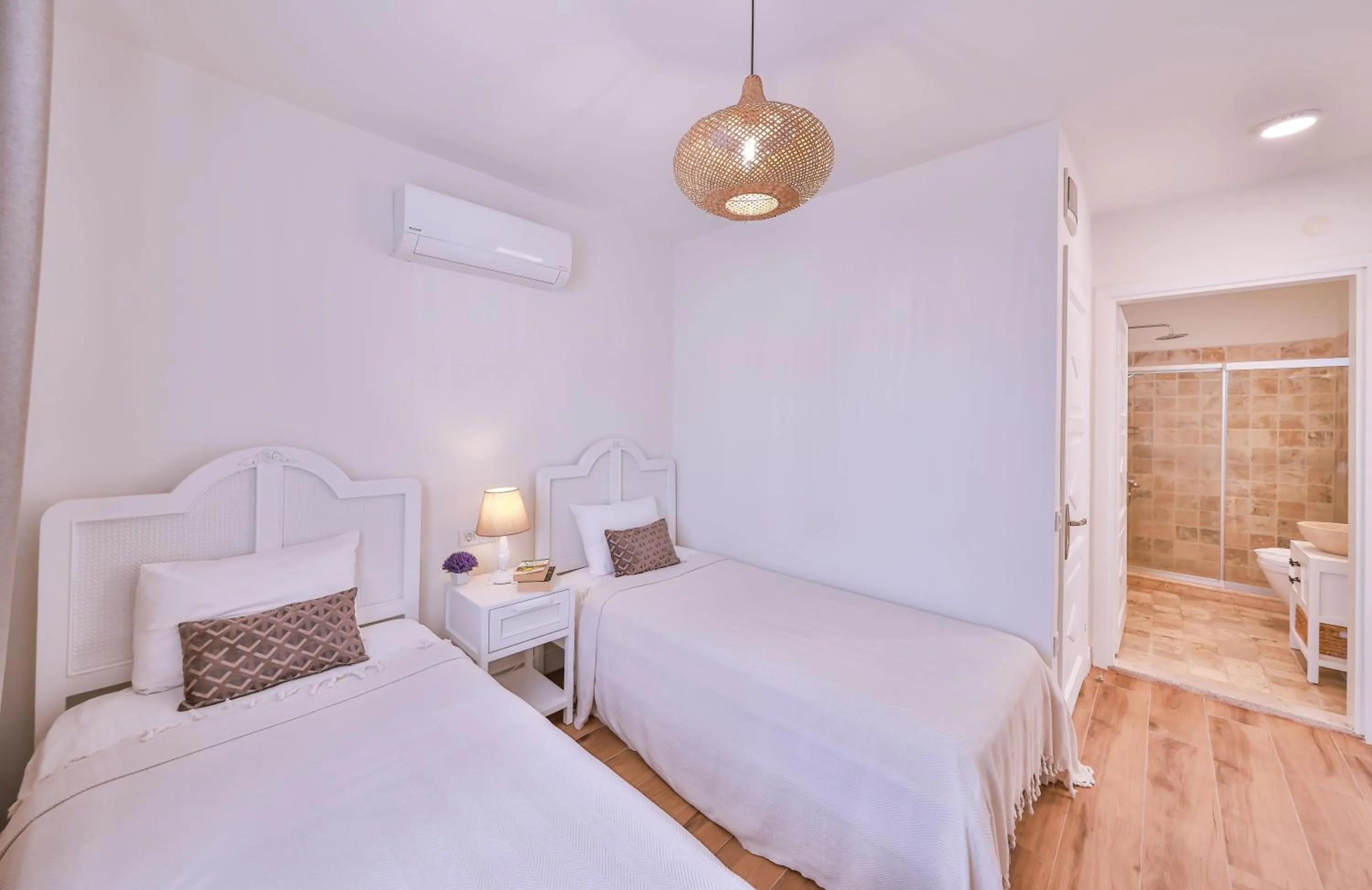 Bed in Alacati Balbadem Hotel