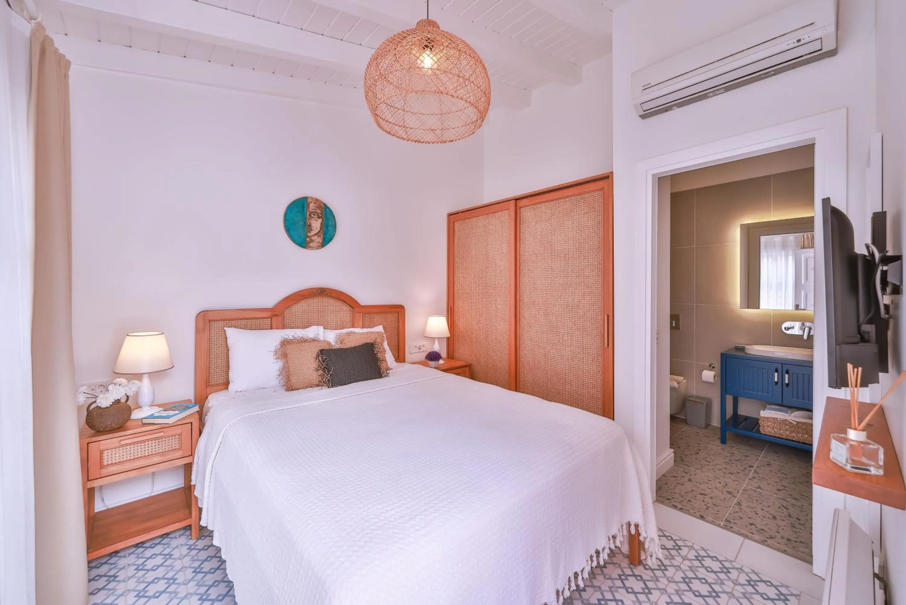 Bed in Alacati Balbadem Hotel