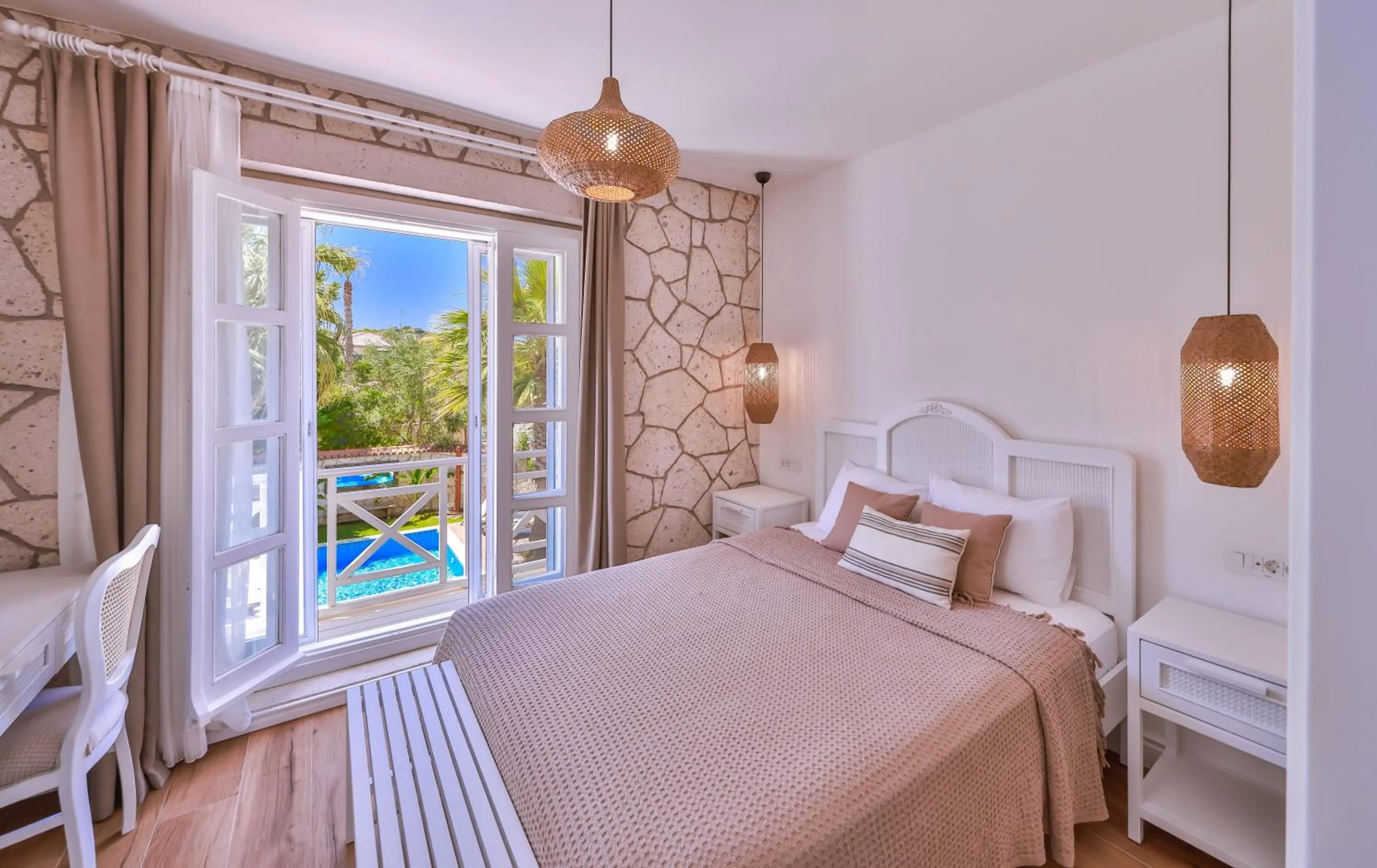 Bed in Alacati Balbadem Hotel
