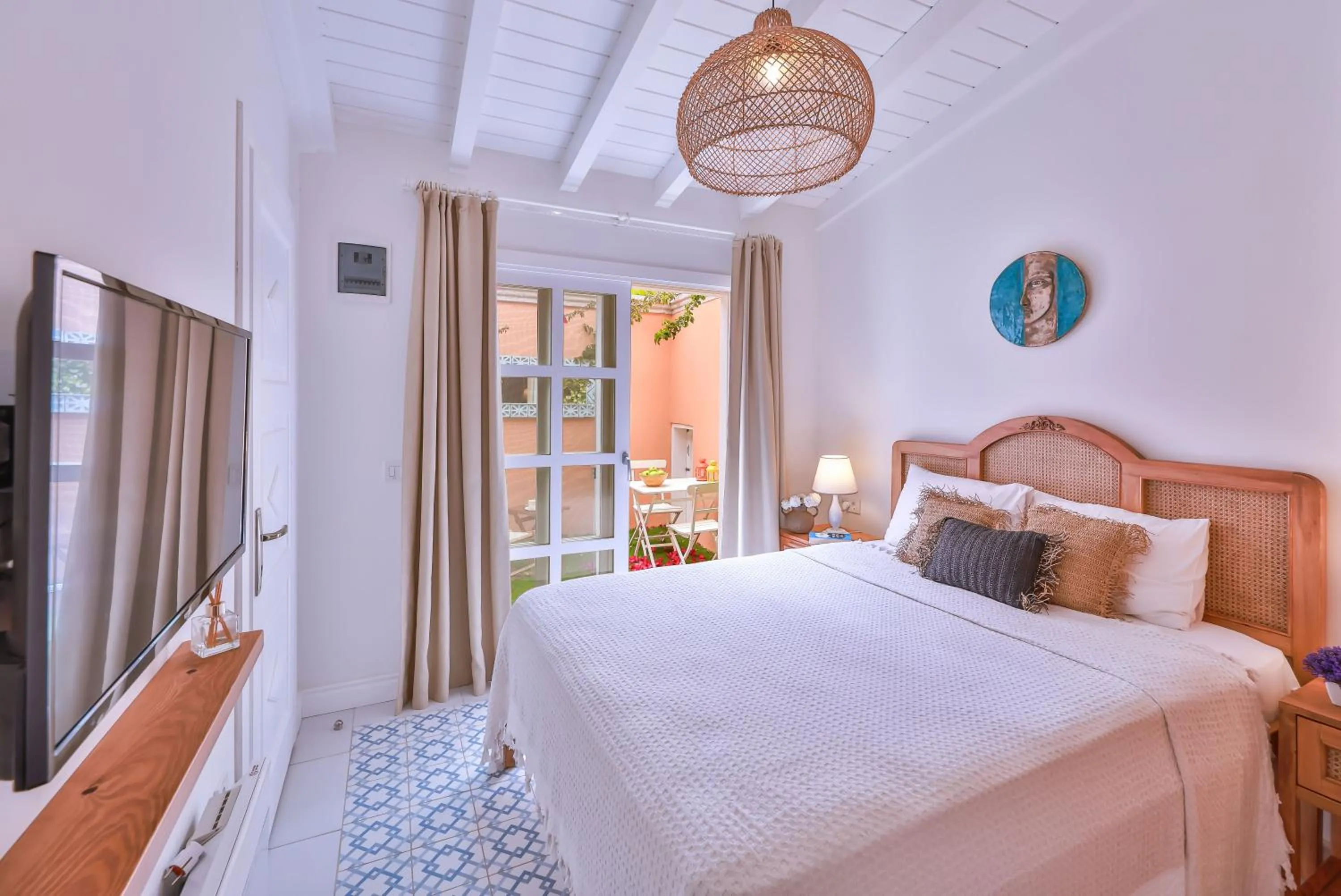 Bed in Alacati Balbadem Hotel