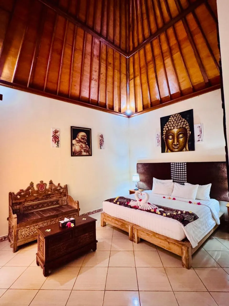 Bed in Bungalow Geringsing