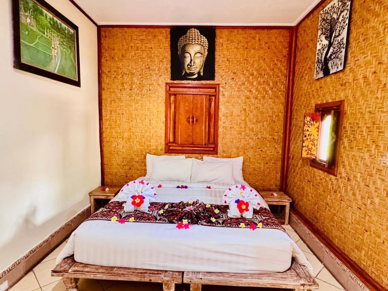 Bed in Bungalow Geringsing