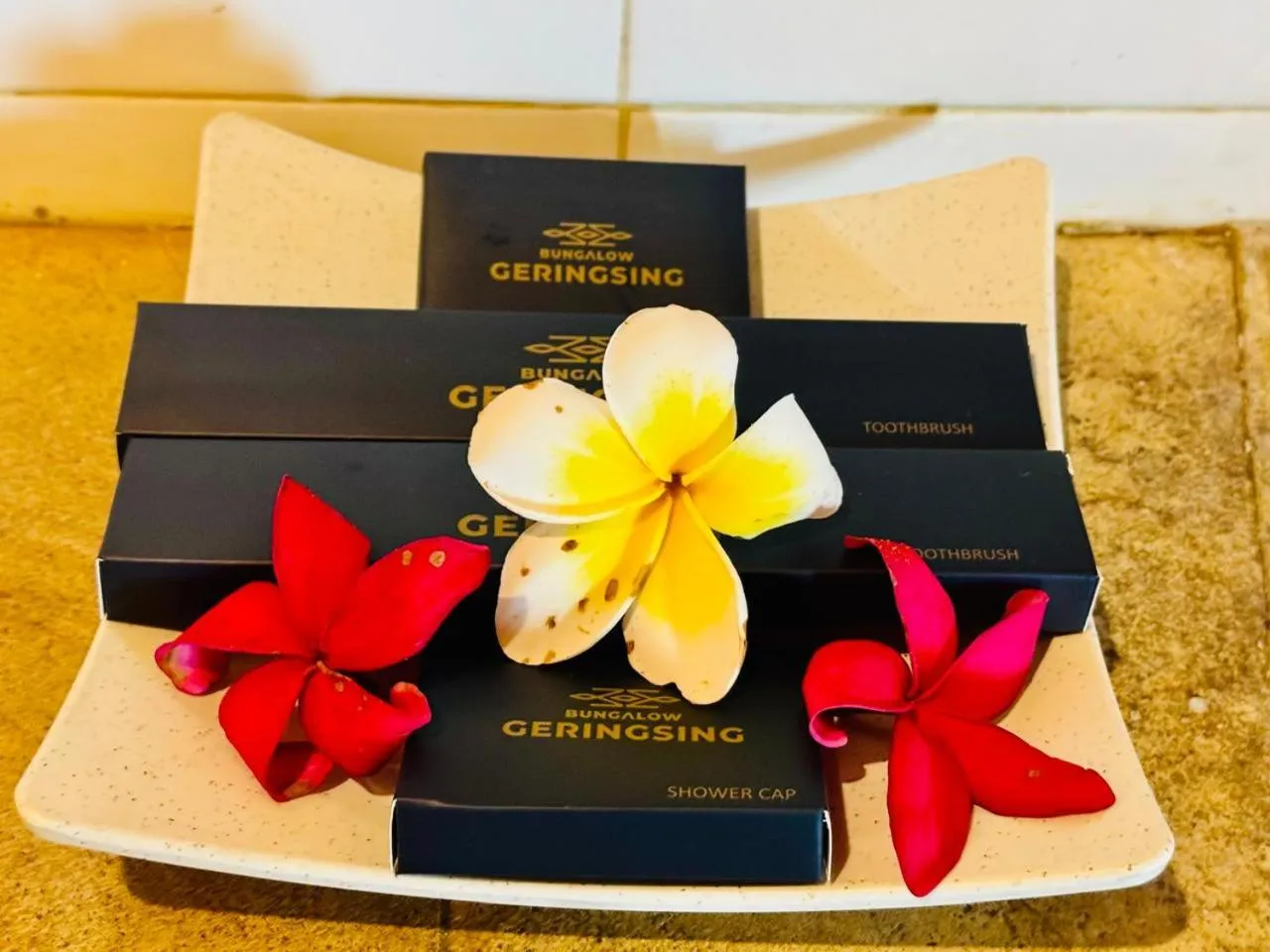 Property building in Bungalow Geringsing