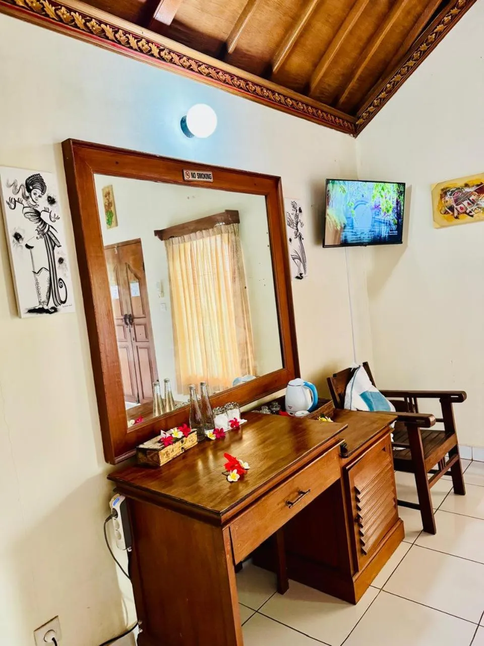 TV and multimedia in Bungalow Geringsing