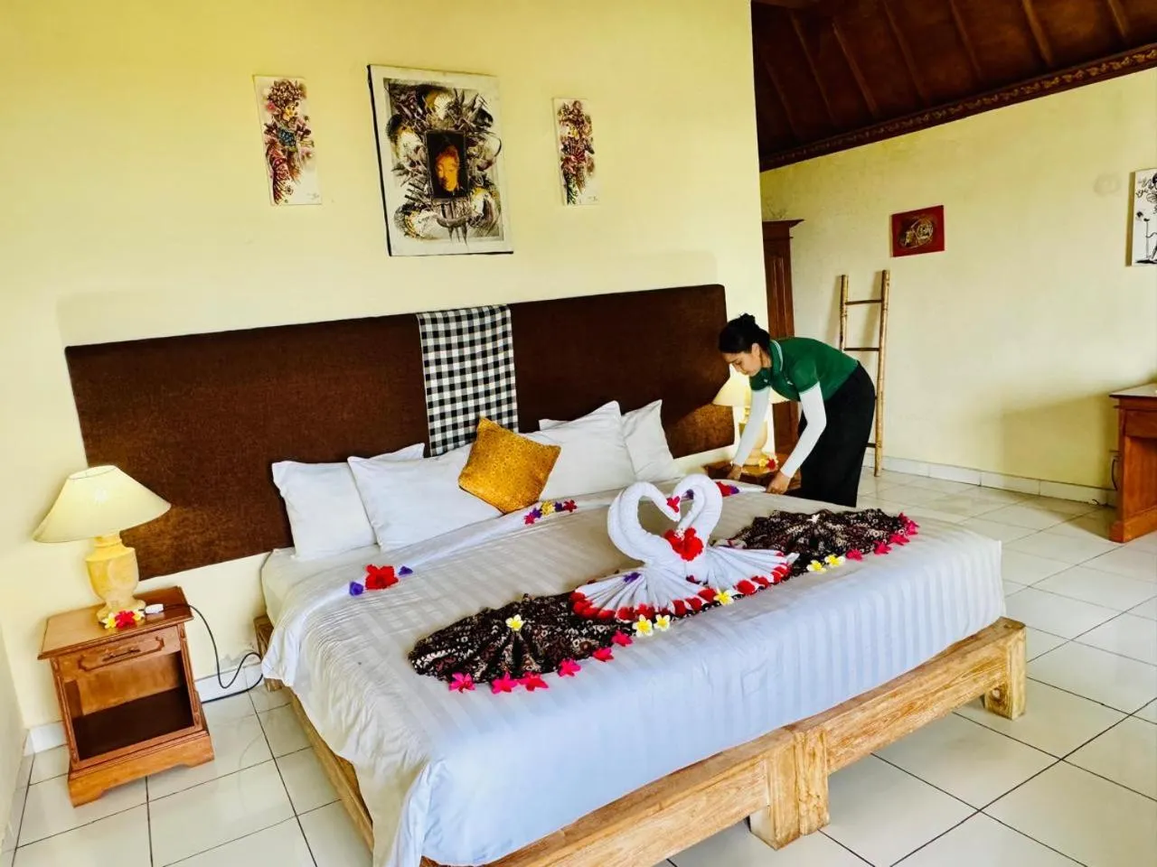 Bed in Bungalow Geringsing