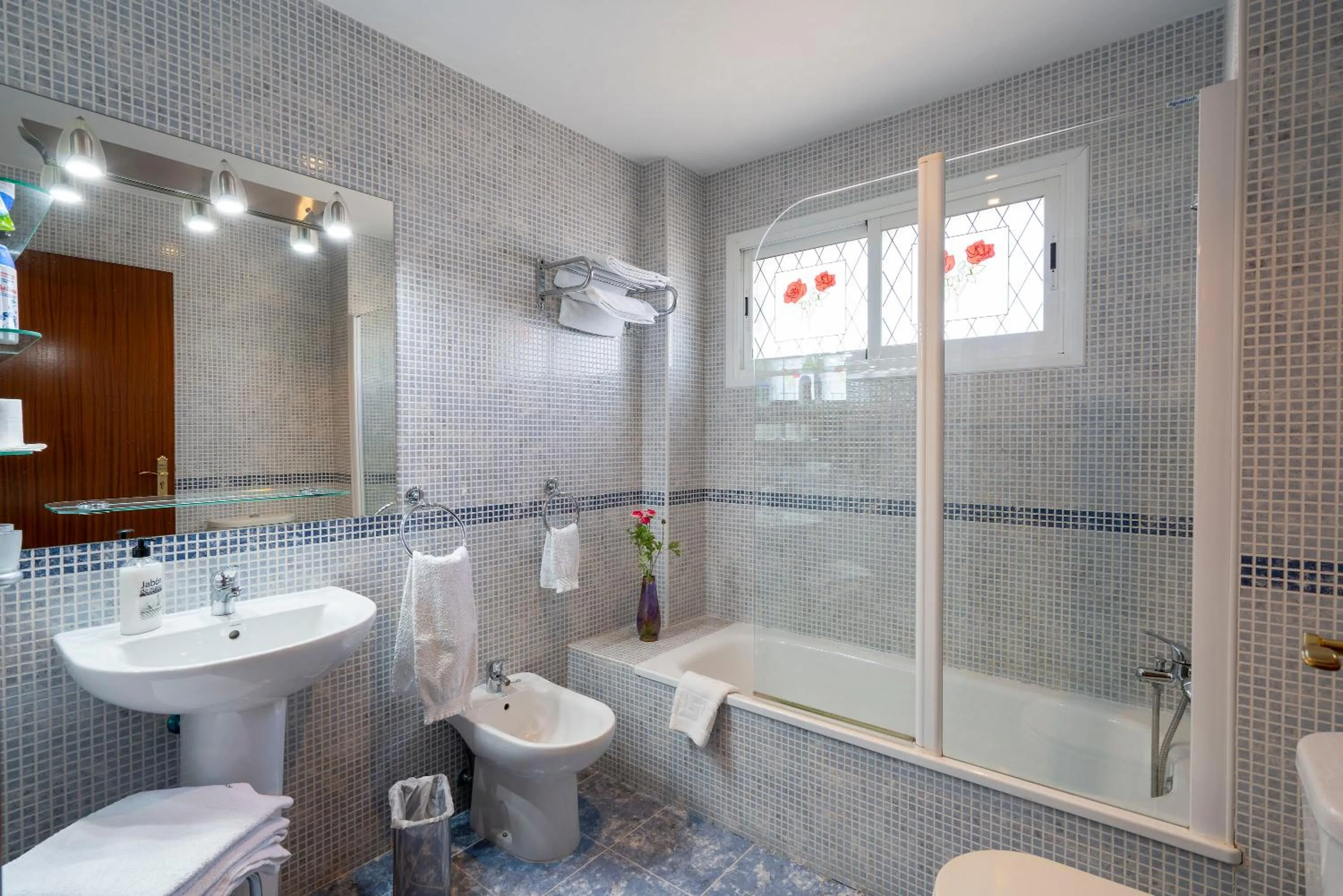 Bathroom in Casa Montesol