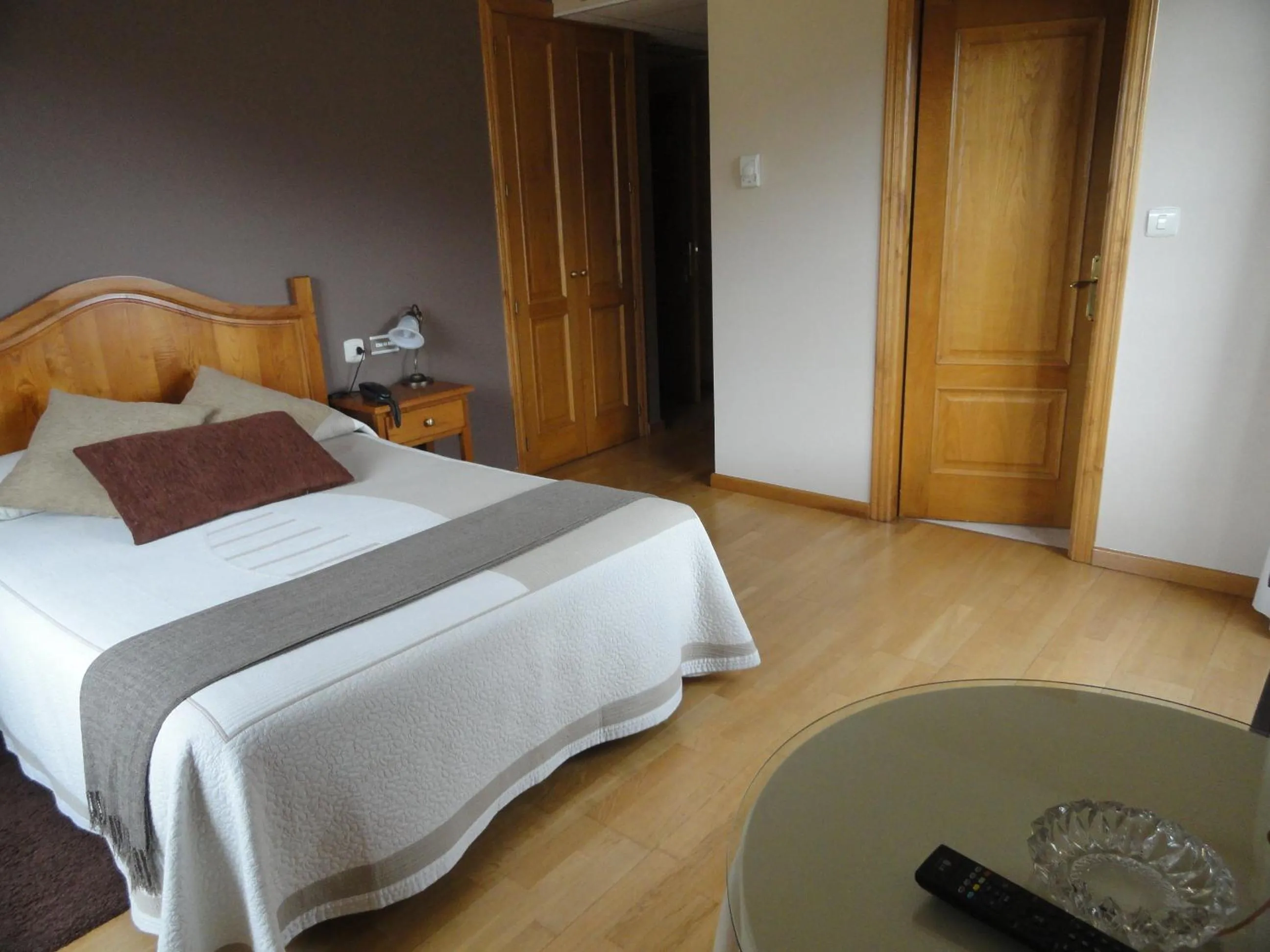 Photo of the whole room, Bed in Hotel Restaurante Casa Petronila