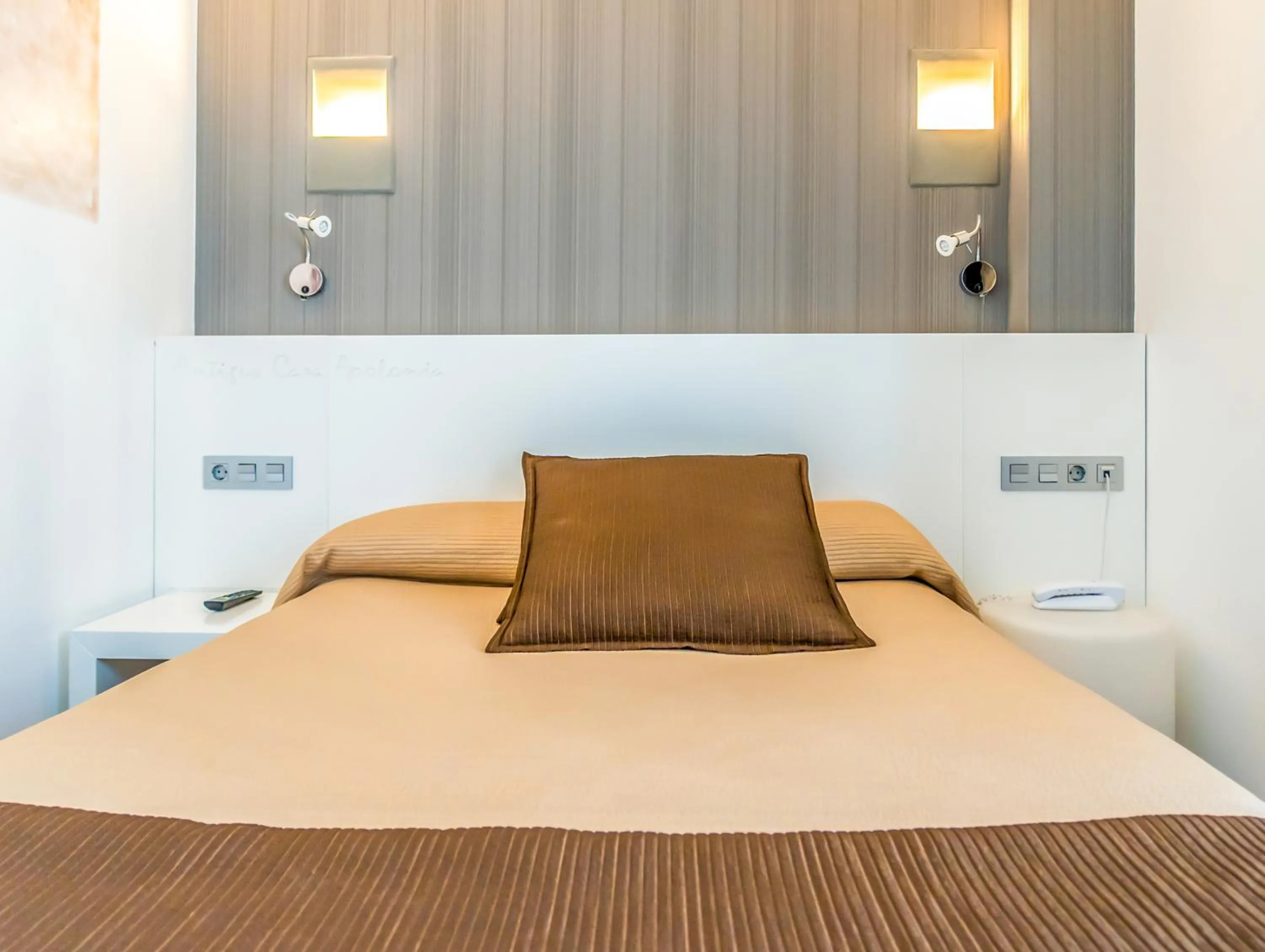 Bedroom, Bed in Hotel Apolonia Soria