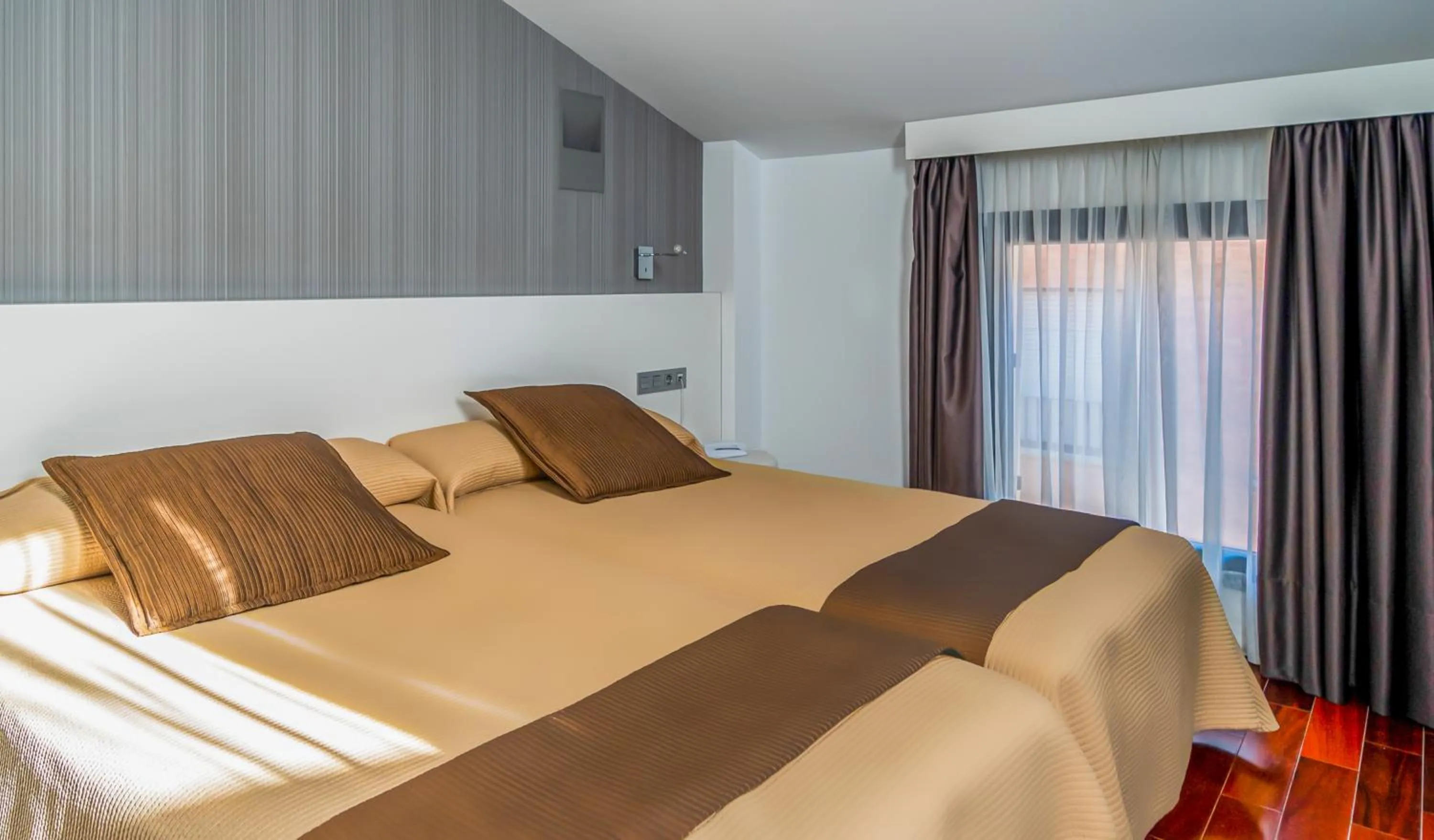 Photo of the whole room, Bed in Hotel Apolonia Soria