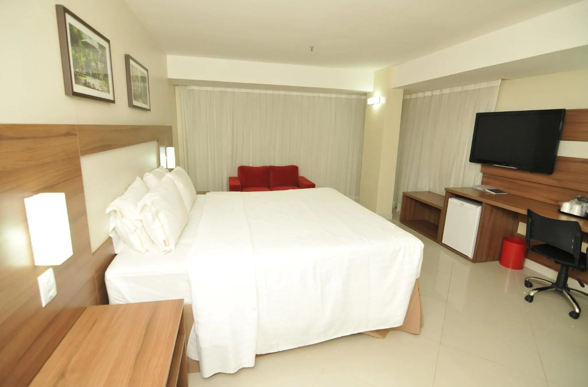 Photo of the whole room, Bed in Holiday Inn Express Belem Ananindeua by IHG