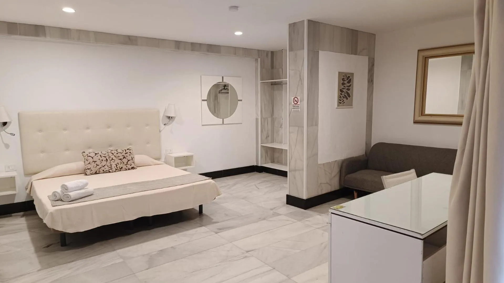 Bed in Hotel Océano Centro