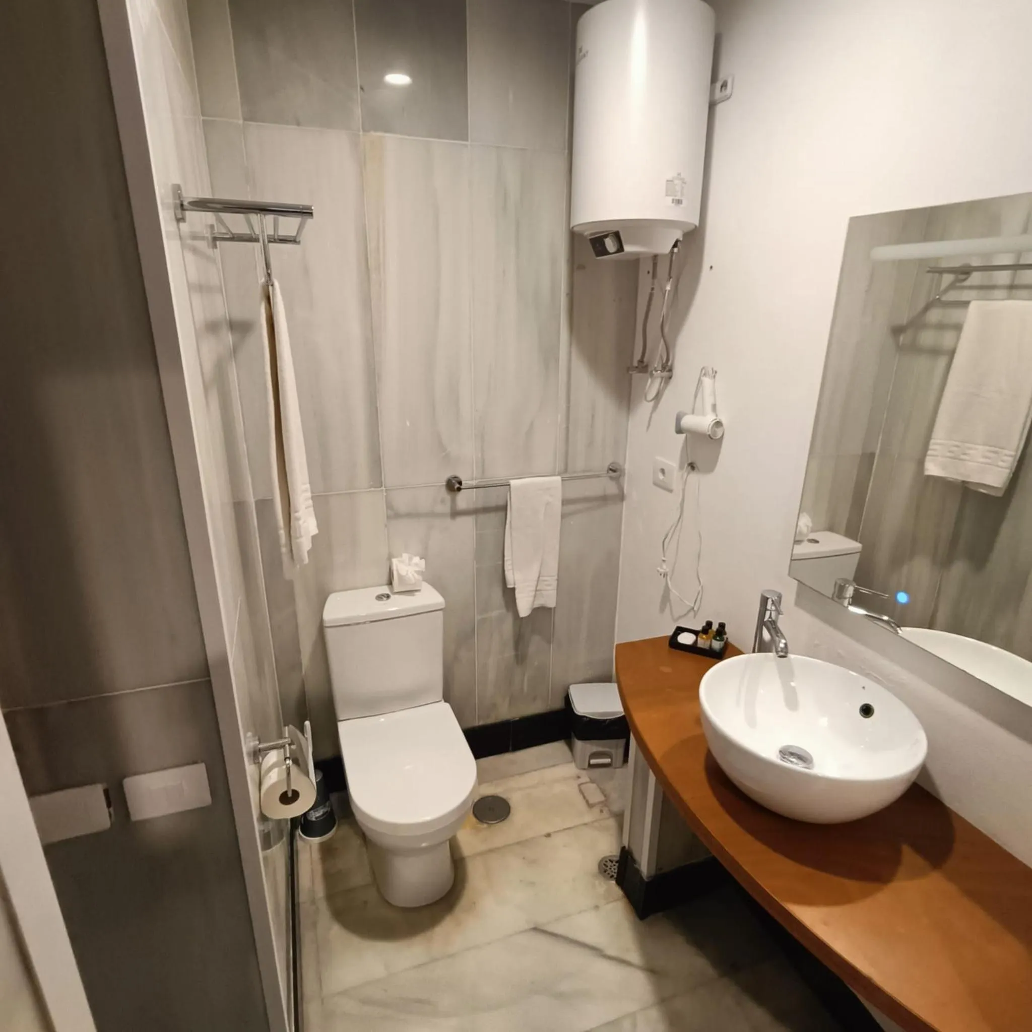 Bathroom in Hotel Océano Centro