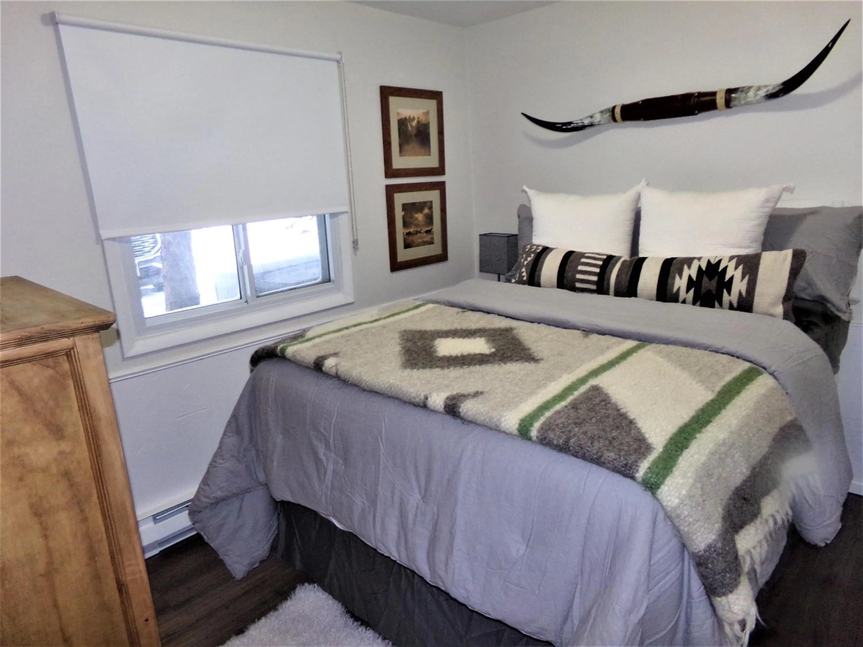 Bed in Blue River Condos 3 Bed 2 Bath BRCR