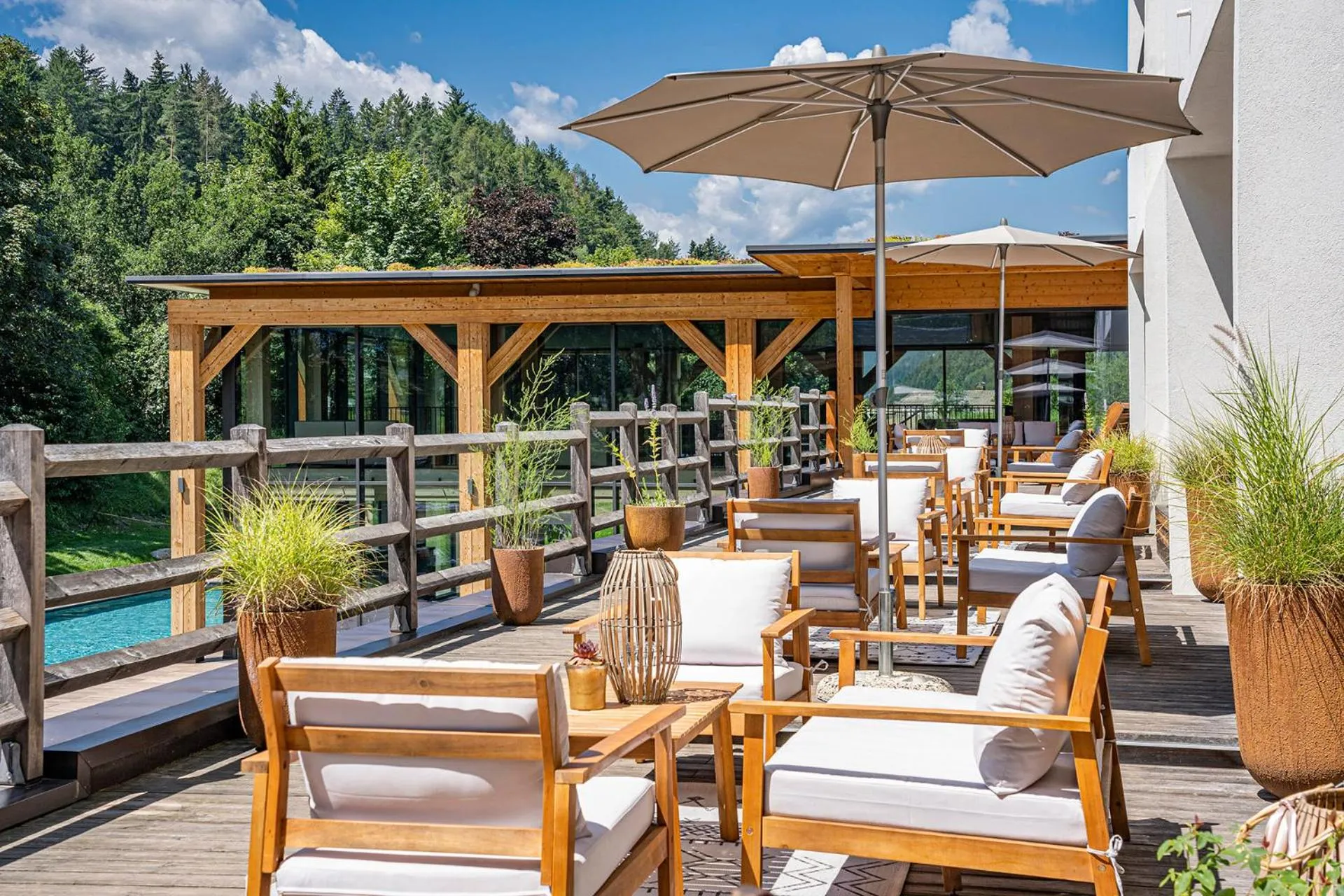 Pool view in Hotel Pustertalerhof