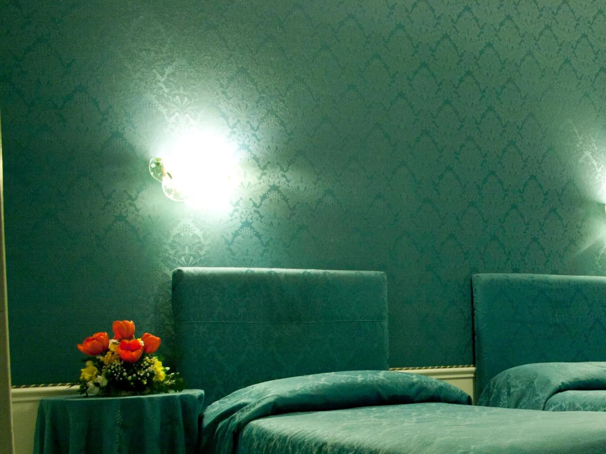 Decorative detail, Bed in Hotel Michelangelo