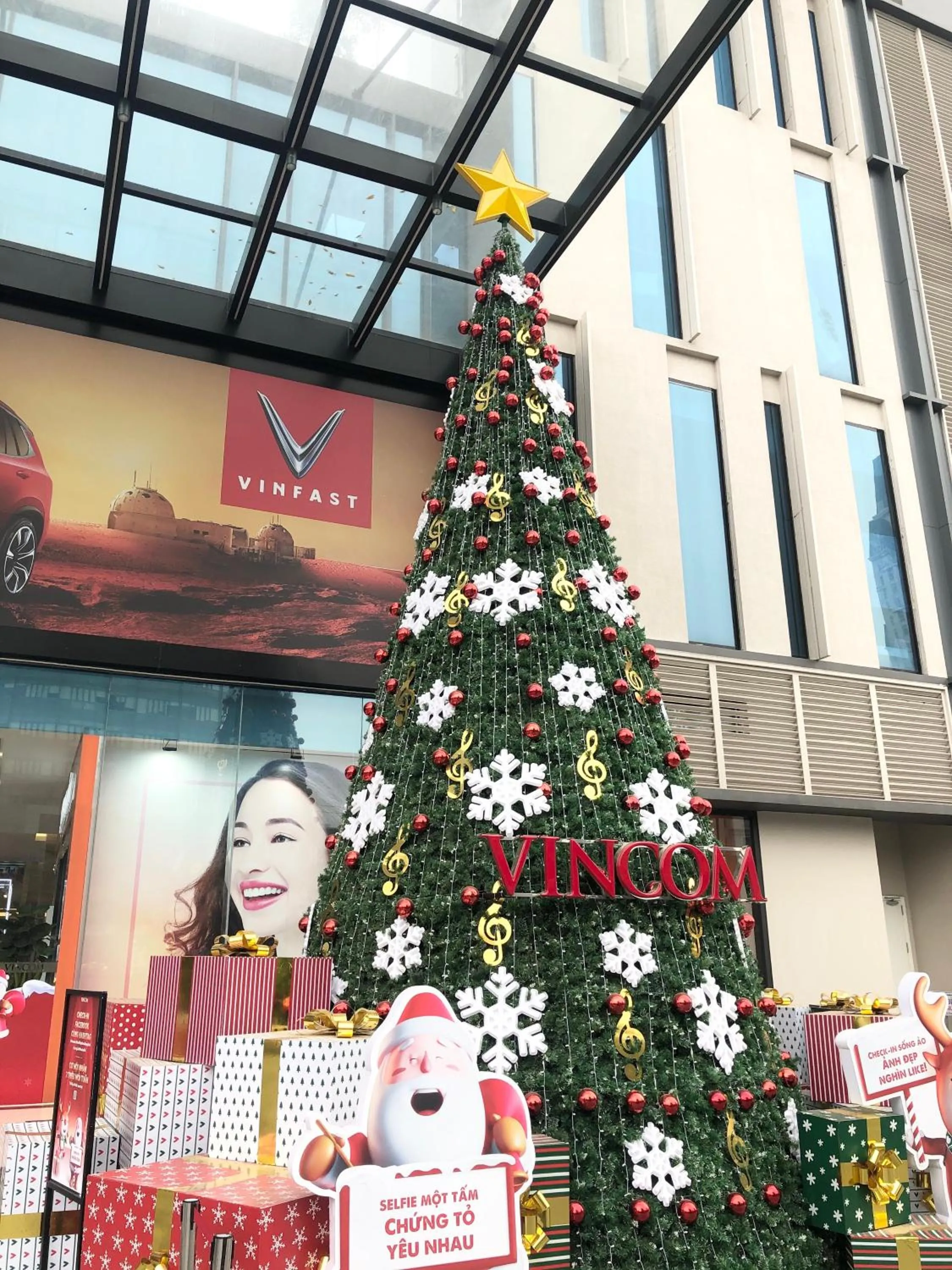 Property logo or sign in Luxury Condotel 2BR Vinhomes Skylake Keangnam - Netflix free