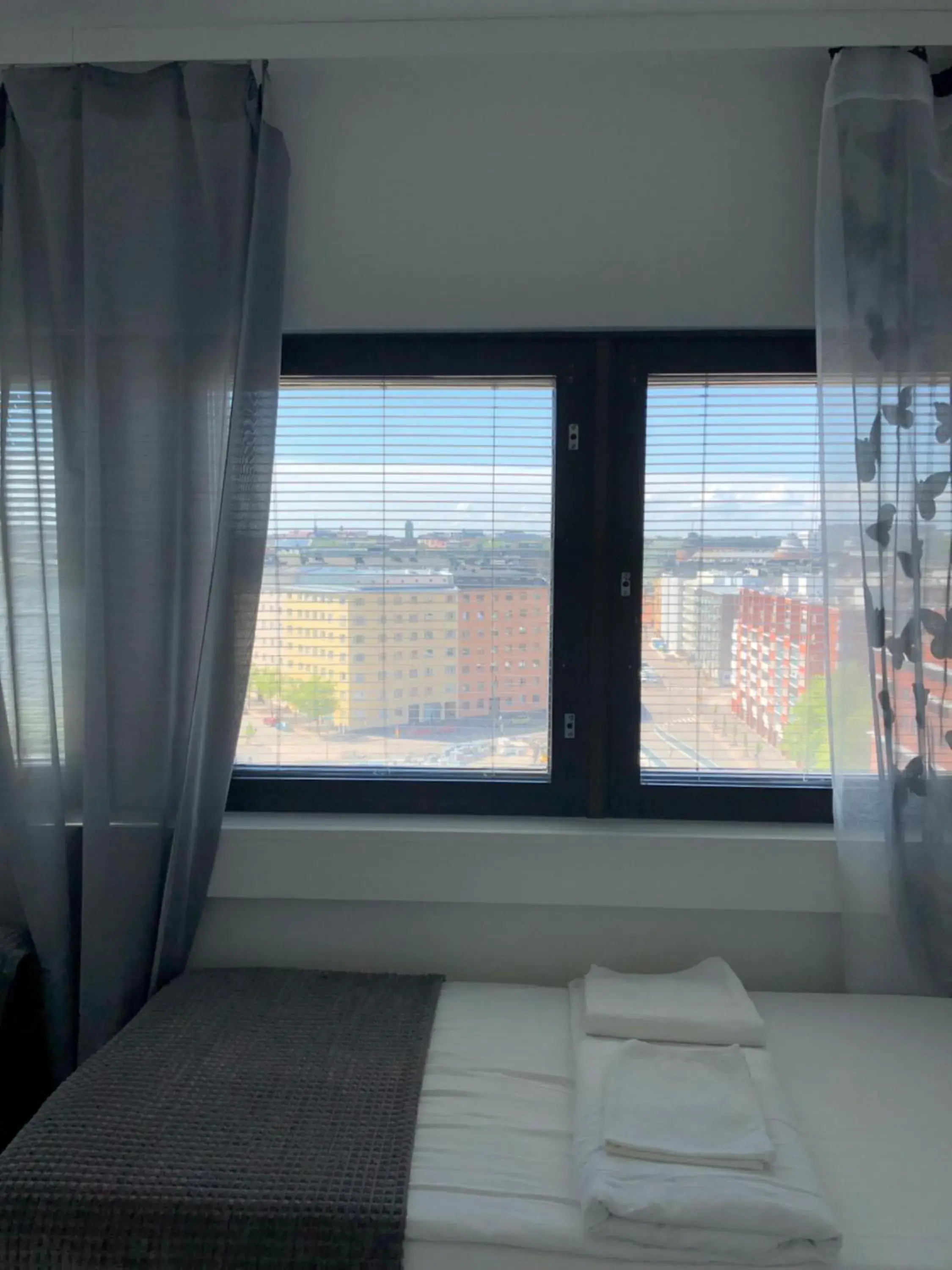 Family Room - single occupancy - Shared Bathroom in Inn Tourist Hostel Family Room - single occupancy - Shared Bathroom in Inn Tourist Hostel