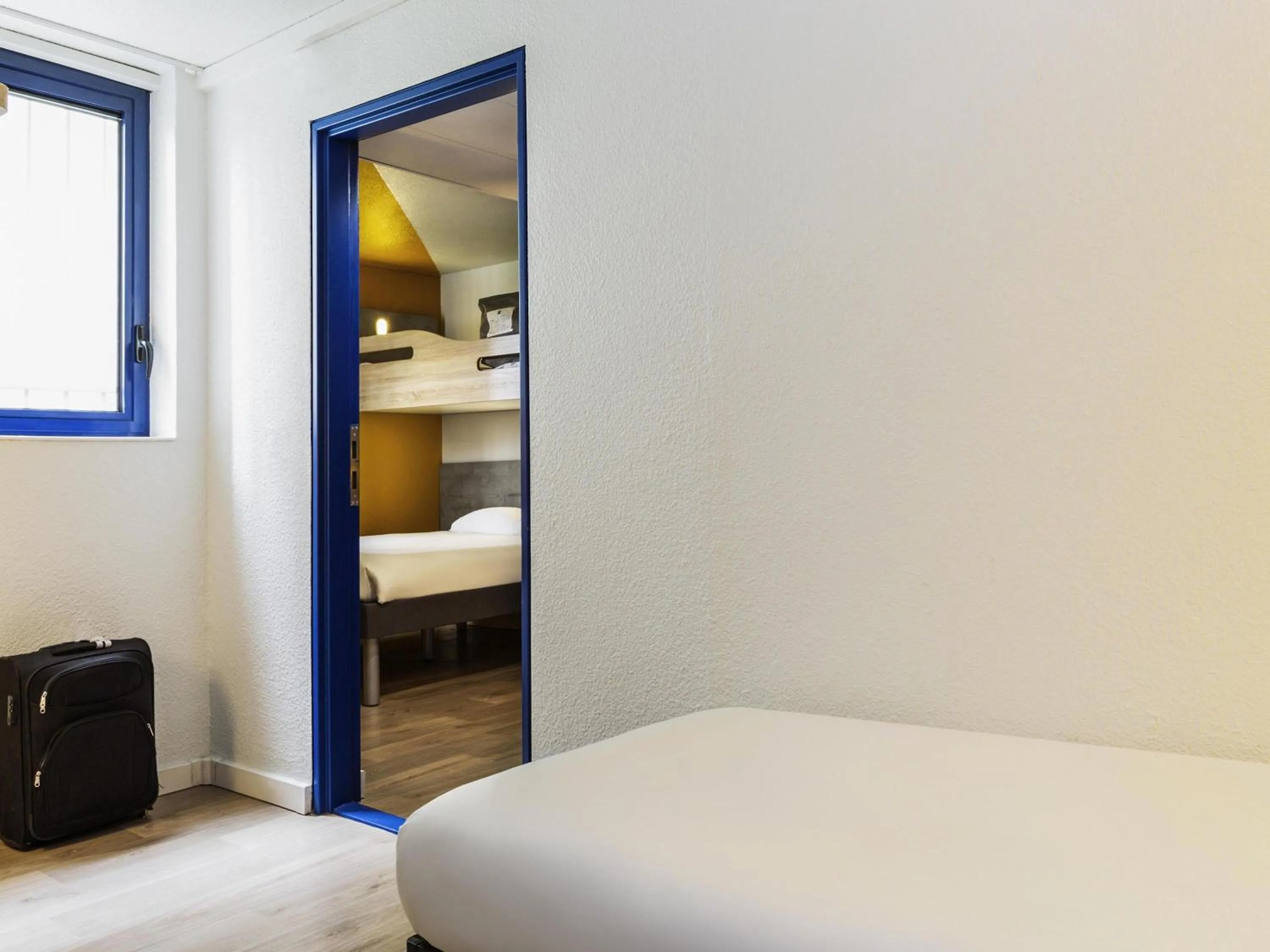 Bedroom, Bed in ibis budget Marne La Vallée Noisy Le Grand