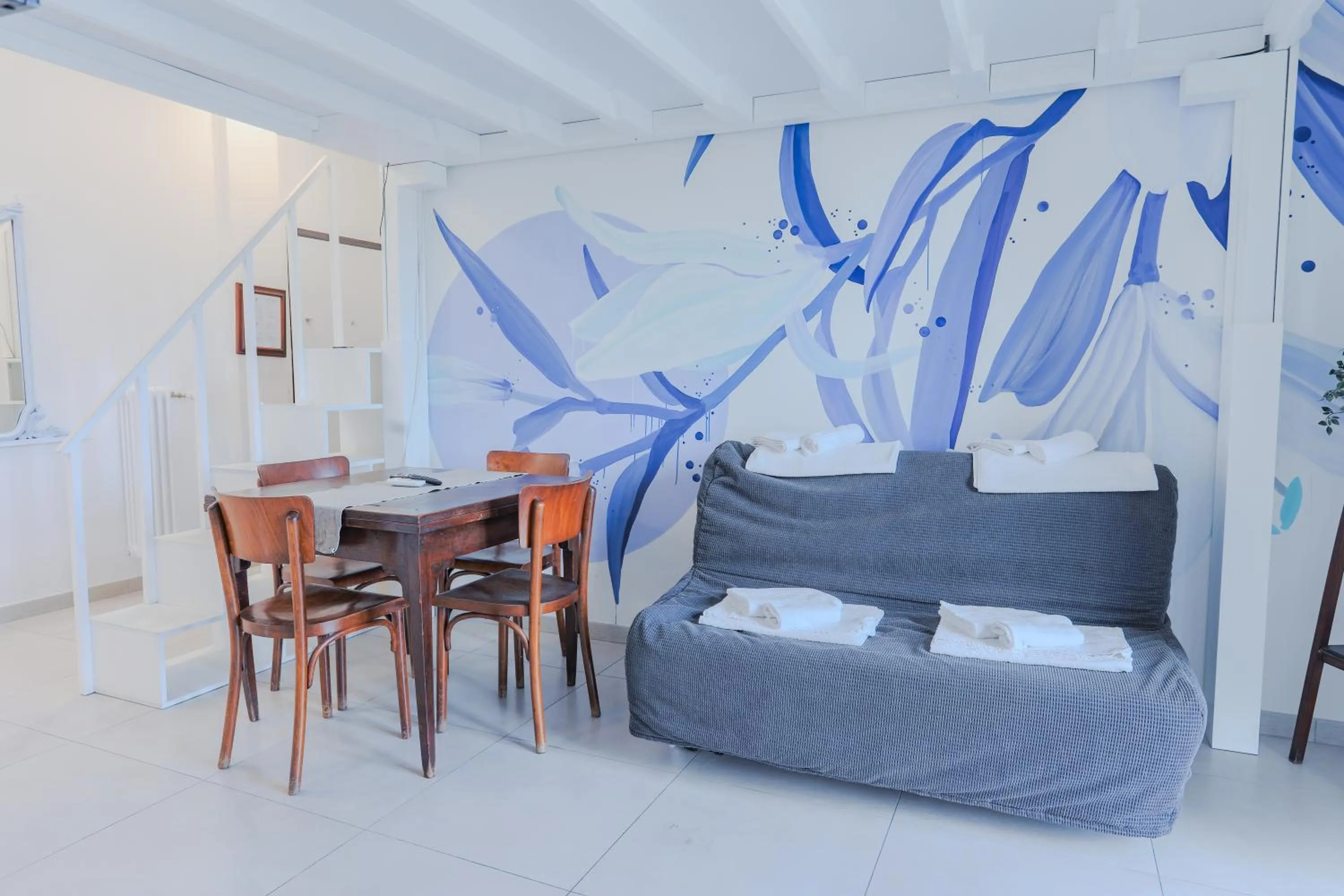 Living room, Bed in HOLABOLOGNA Luxury Rooms and Flats