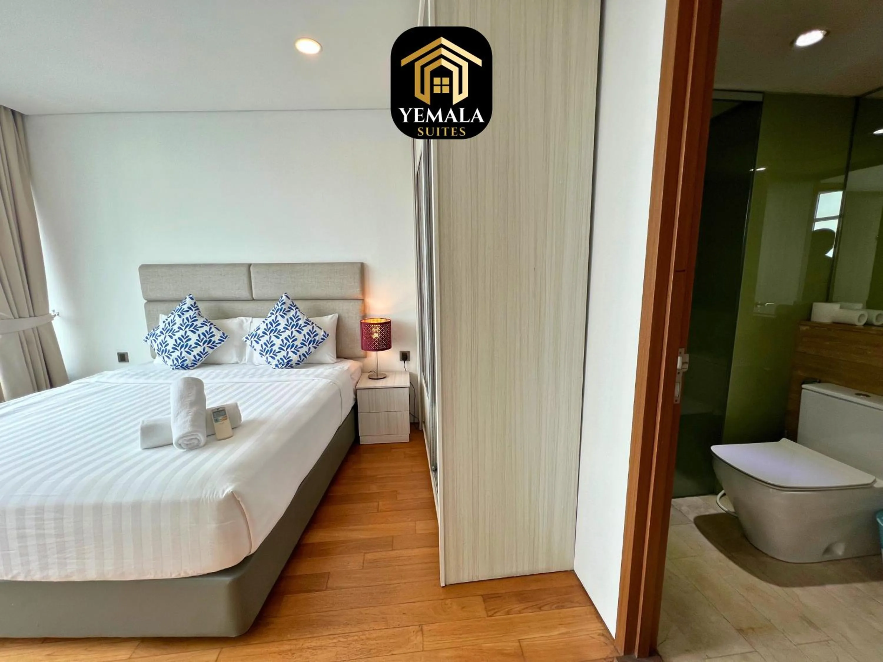 Shower, Bed in Yemala Suites at Vortex KLCC