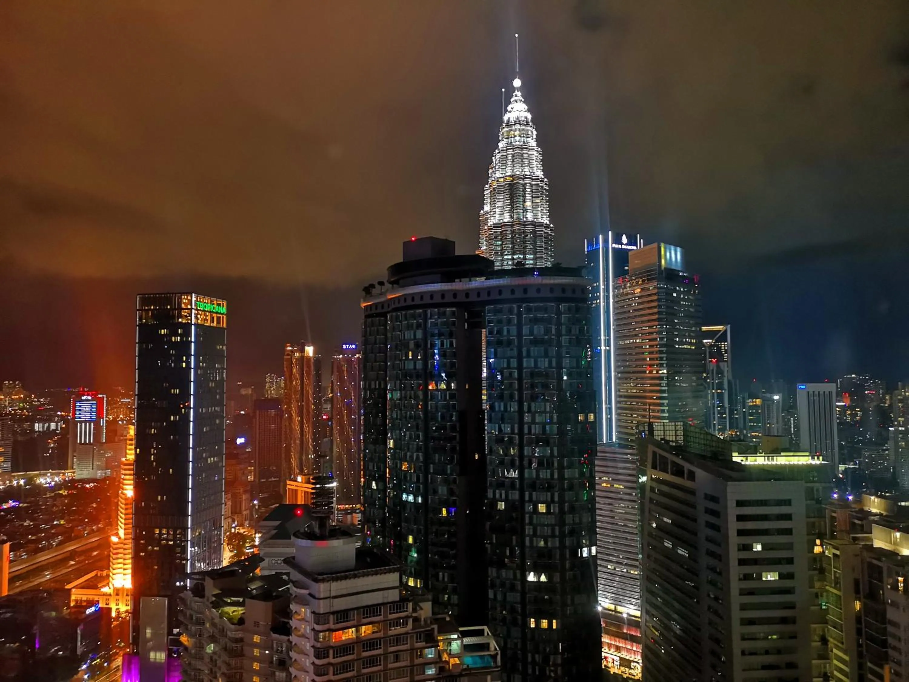 City view in Yemala Suites at Vortex KLCC