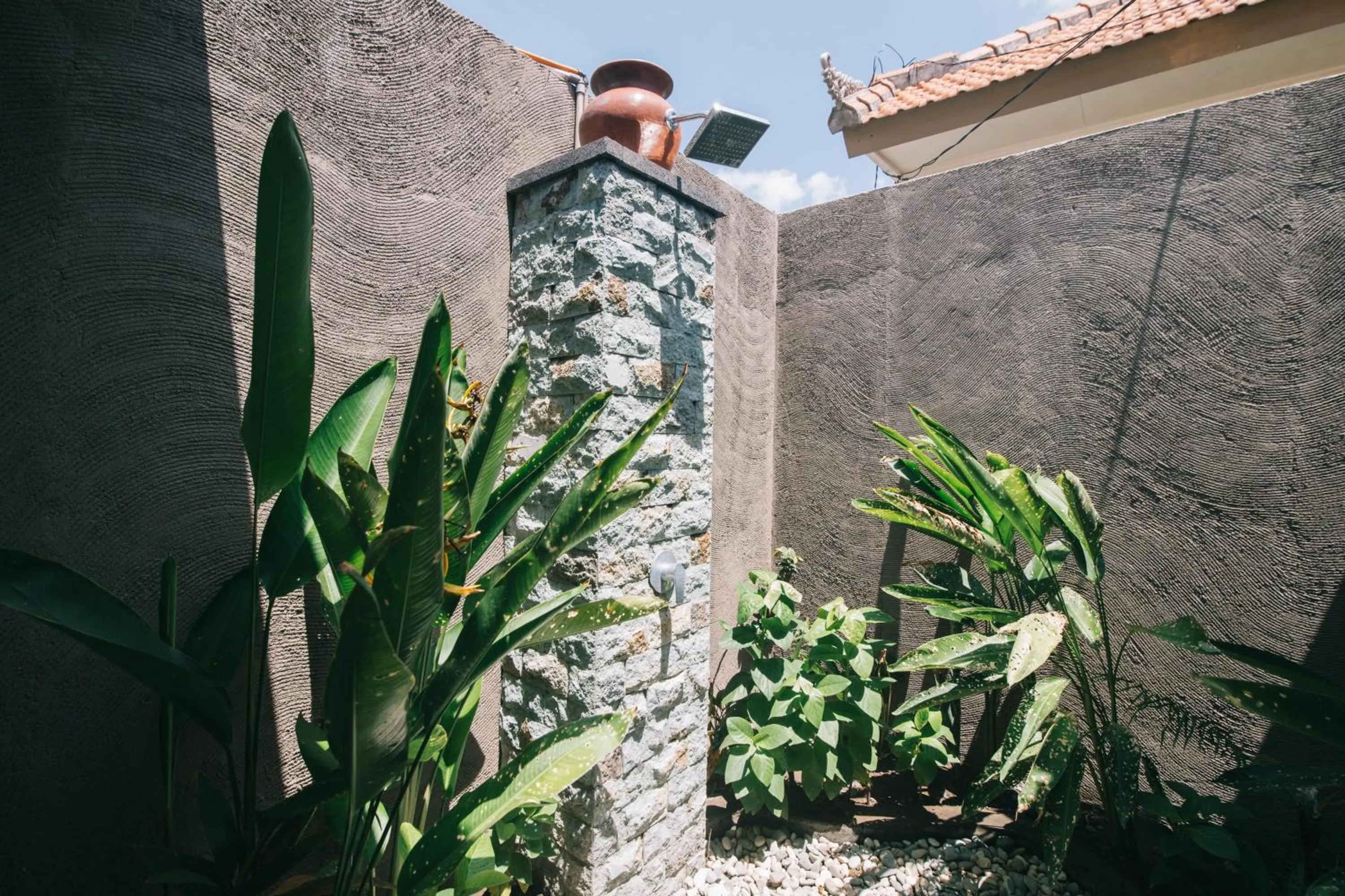 Garden view in Damar Sanjaya Uttama