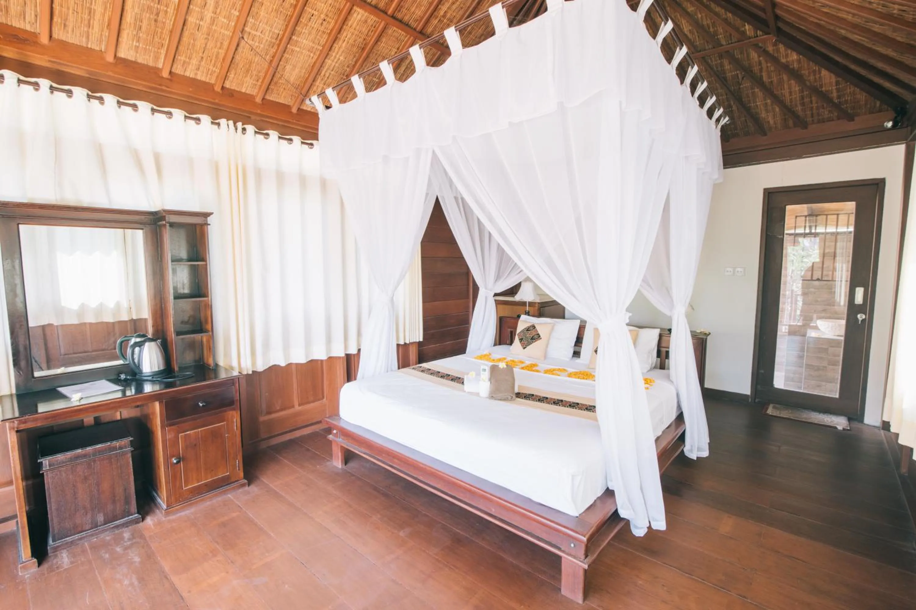 Bedroom, Bed in Damar Sanjaya Uttama