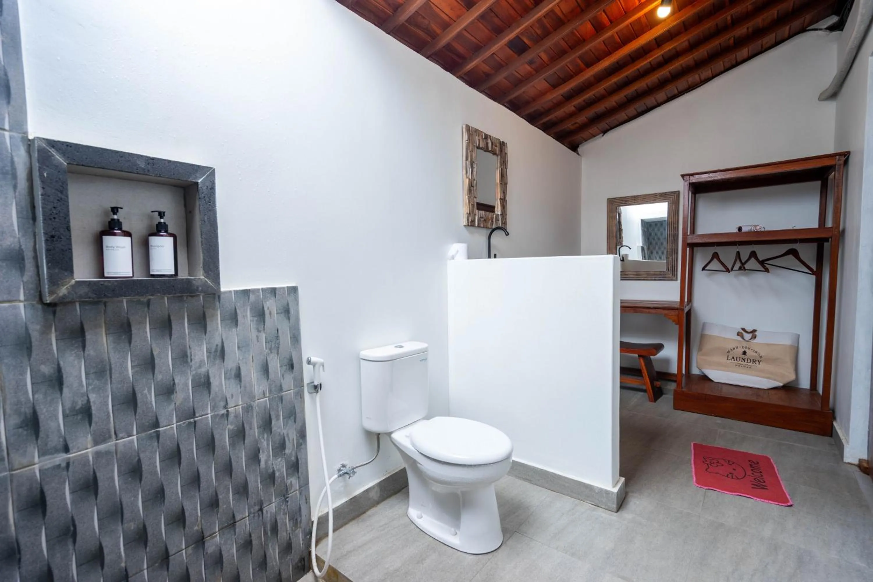 Damar Sanjaya Uttama